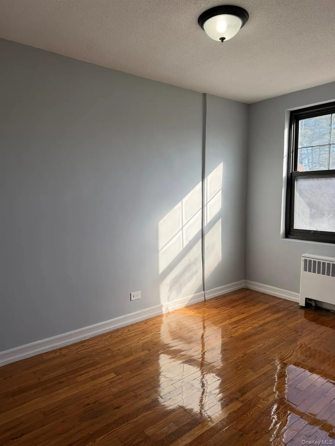70-43 Park Drive East B, New York, NY, 2 Bedrooms Bedrooms, 3 Rooms Rooms,1 BathroomBathrooms,Residential Sale,For Rent,B,0,958250 70-43 Park Drive East B, New York, NY, 2 Bedrooms Bedrooms, 3 Rooms Rooms,1 BathroomBathrooms,Residential Sale,For Rent,B,0,958250