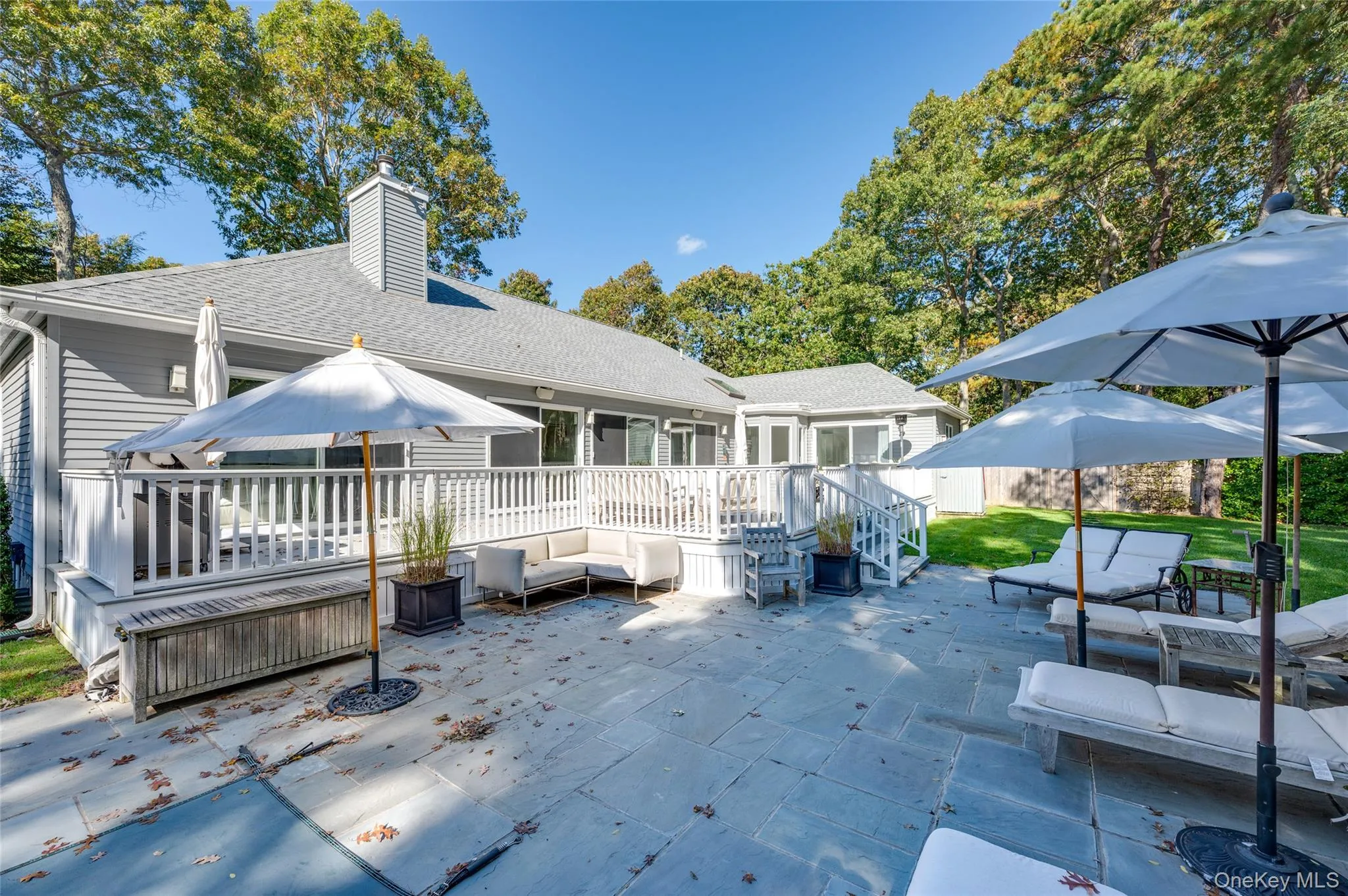 6 Bridle Path, Southampton, NY, 4 Bedrooms Bedrooms, 8 Rooms Rooms,4 BathroomsBathrooms,Residential Lease,For Rent,Bridle,0,958265 6 Bridle Path, Southampton, NY, 4 Bedrooms Bedrooms, 8 Rooms Rooms,4 BathroomsBathrooms,Residential Lease,For Rent,Bridle,0,958265