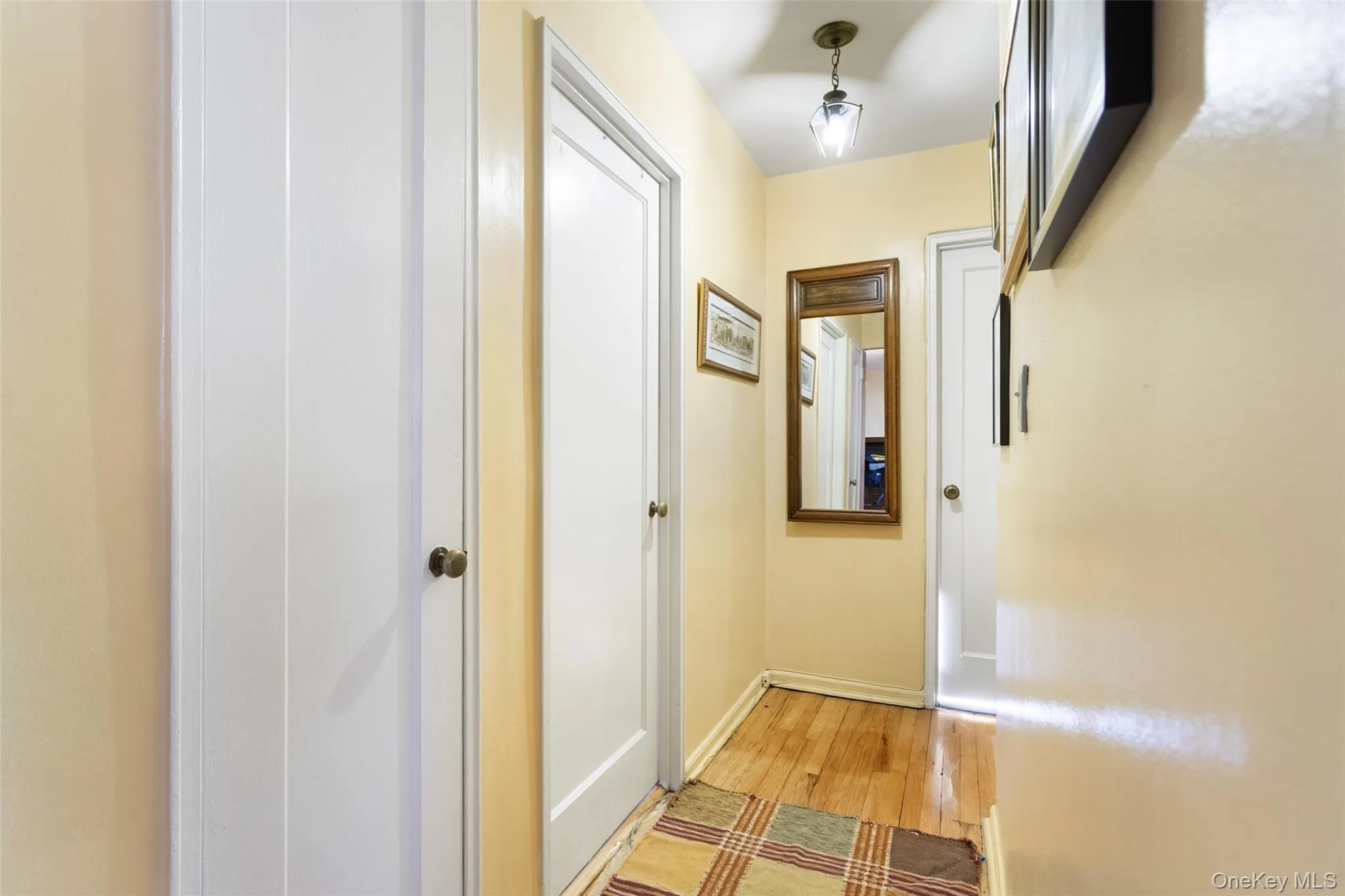 2 Fisher Drive, Mount Vernon, NY, 2 Bedrooms Bedrooms, 5 Rooms Rooms,1 BathroomBathrooms,Residential,For Rent,Fisher,0,KEY958270 2 Fisher Drive, Mount Vernon, NY, 2 Bedrooms Bedrooms, 5 Rooms Rooms,1 BathroomBathrooms,Residential,For Rent,Fisher,0,KEY958270