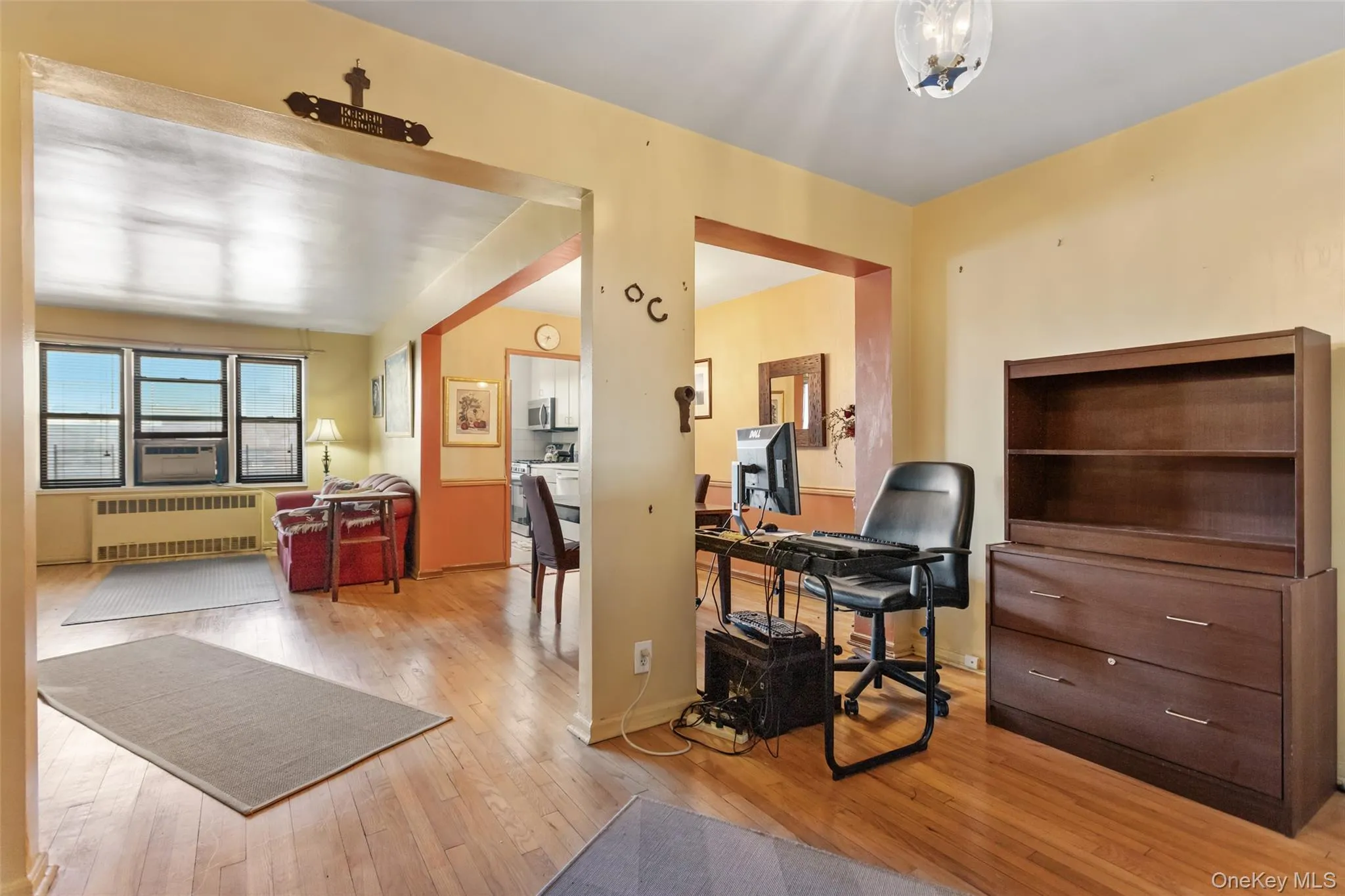 2 Fisher Drive, Mount Vernon, NY, 2 Bedrooms Bedrooms, 5 Rooms Rooms,1 BathroomBathrooms,Residential,For Rent,Fisher,0,KEY958270 2 Fisher Drive, Mount Vernon, NY, 2 Bedrooms Bedrooms, 5 Rooms Rooms,1 BathroomBathrooms,Residential,For Rent,Fisher,0,KEY958270