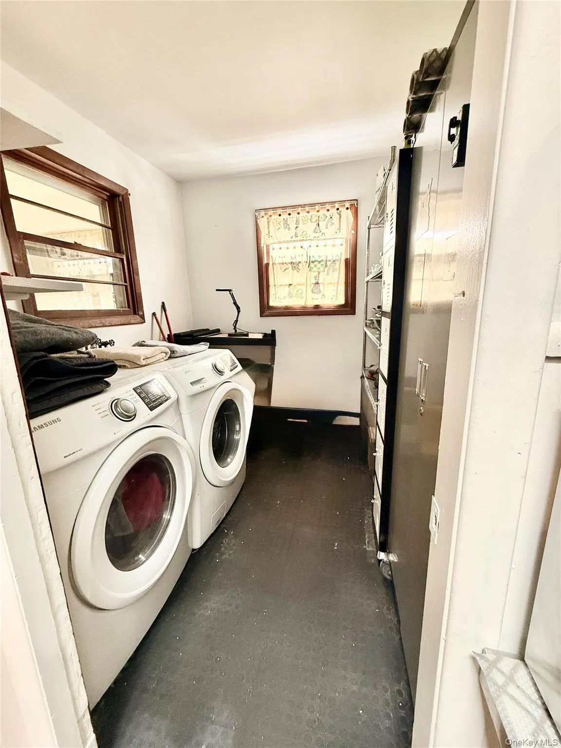 22 Blue Point Road, Brookhaven, NY, 3 Bedrooms Bedrooms, 9 Rooms Rooms,2 BathroomsBathrooms,Residential,For Rent,Blue Point,0,958272 22 Blue Point Road, Brookhaven, NY, 3 Bedrooms Bedrooms, 9 Rooms Rooms,2 BathroomsBathrooms,Residential,For Rent,Blue Point,0,958272