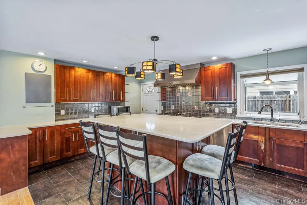 1 Virginia Road, Oyster Bay, NY, 3 Bedrooms Bedrooms, 7 Rooms Rooms,1 BathroomBathrooms,Residential Lease,For Rent,Virginia,0,958273 1 Virginia Road, Oyster Bay, NY, 3 Bedrooms Bedrooms, 7 Rooms Rooms,1 BathroomBathrooms,Residential Lease,For Rent,Virginia,0,958273