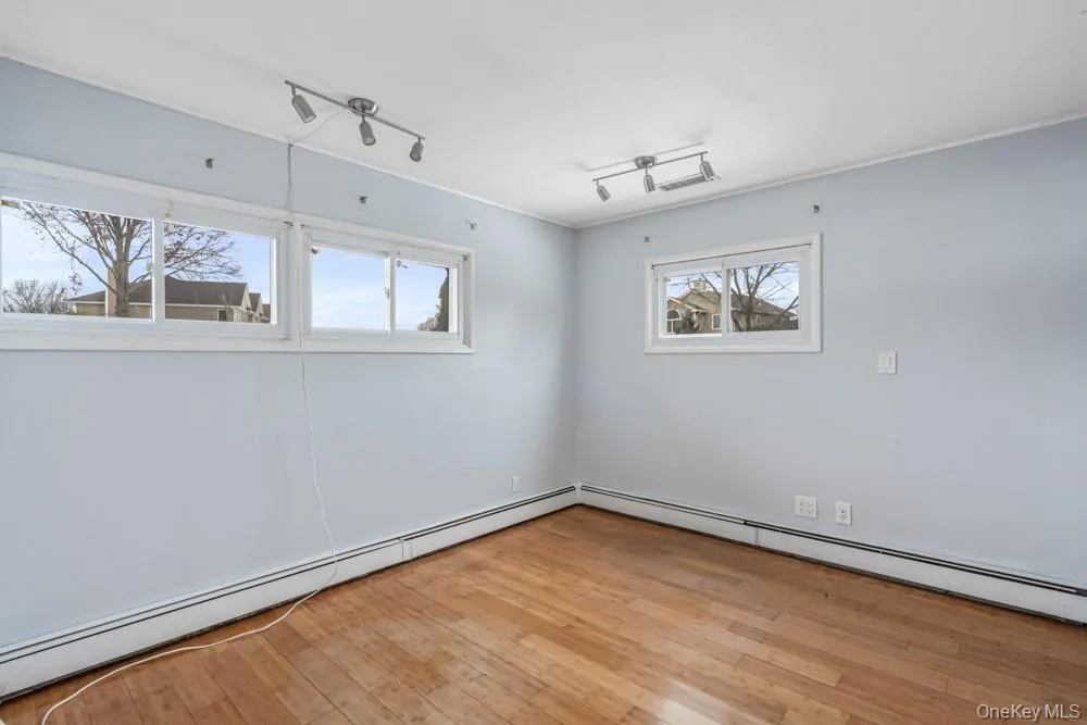 1 Virginia Road, Oyster Bay, NY, 3 Bedrooms Bedrooms, 7 Rooms Rooms,1 BathroomBathrooms,Residential Lease,For Rent,Virginia,0,958273 1 Virginia Road, Oyster Bay, NY, 3 Bedrooms Bedrooms, 7 Rooms Rooms,1 BathroomBathrooms,Residential Lease,For Rent,Virginia,0,958273