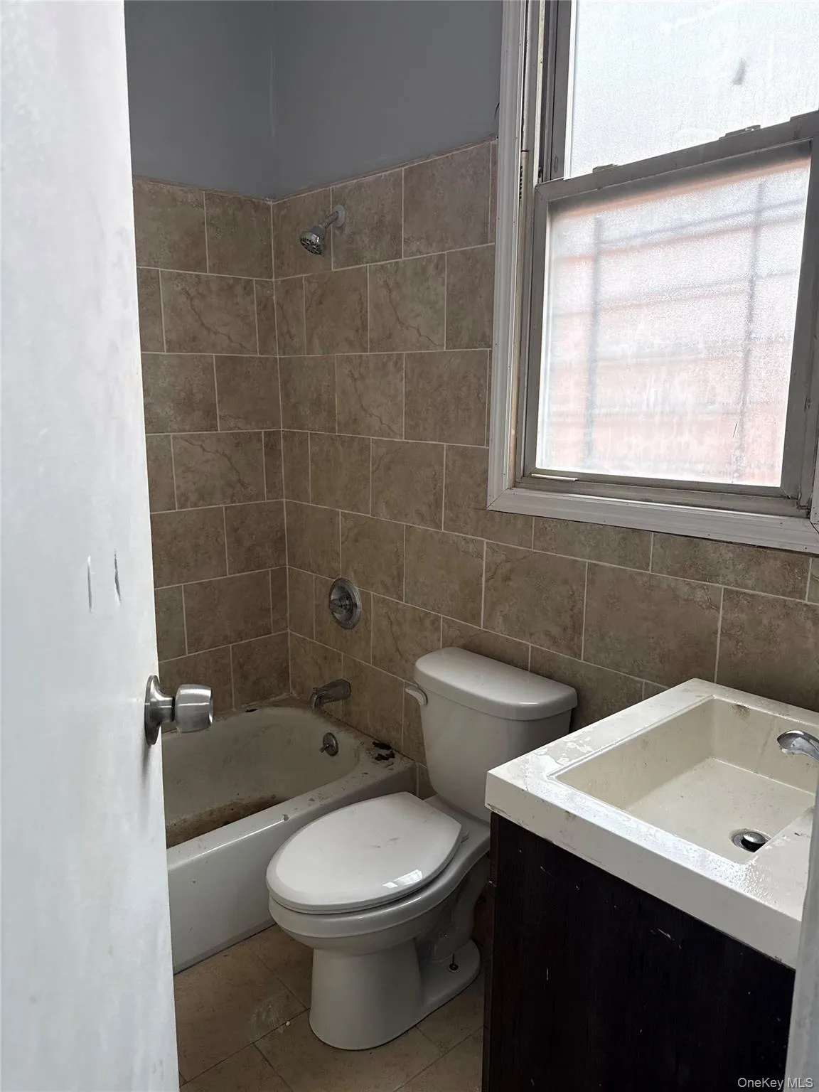 1449 Longfellow Avenue, New York, NY, 3 Bedrooms Bedrooms, 5 Rooms Rooms,1 BathroomBathrooms,Residential Lease,For Rent,Longfellow,0,958288 1449 Longfellow Avenue, New York, NY, 3 Bedrooms Bedrooms, 5 Rooms Rooms,1 BathroomBathrooms,Residential Lease,For Rent,Longfellow,0,958288