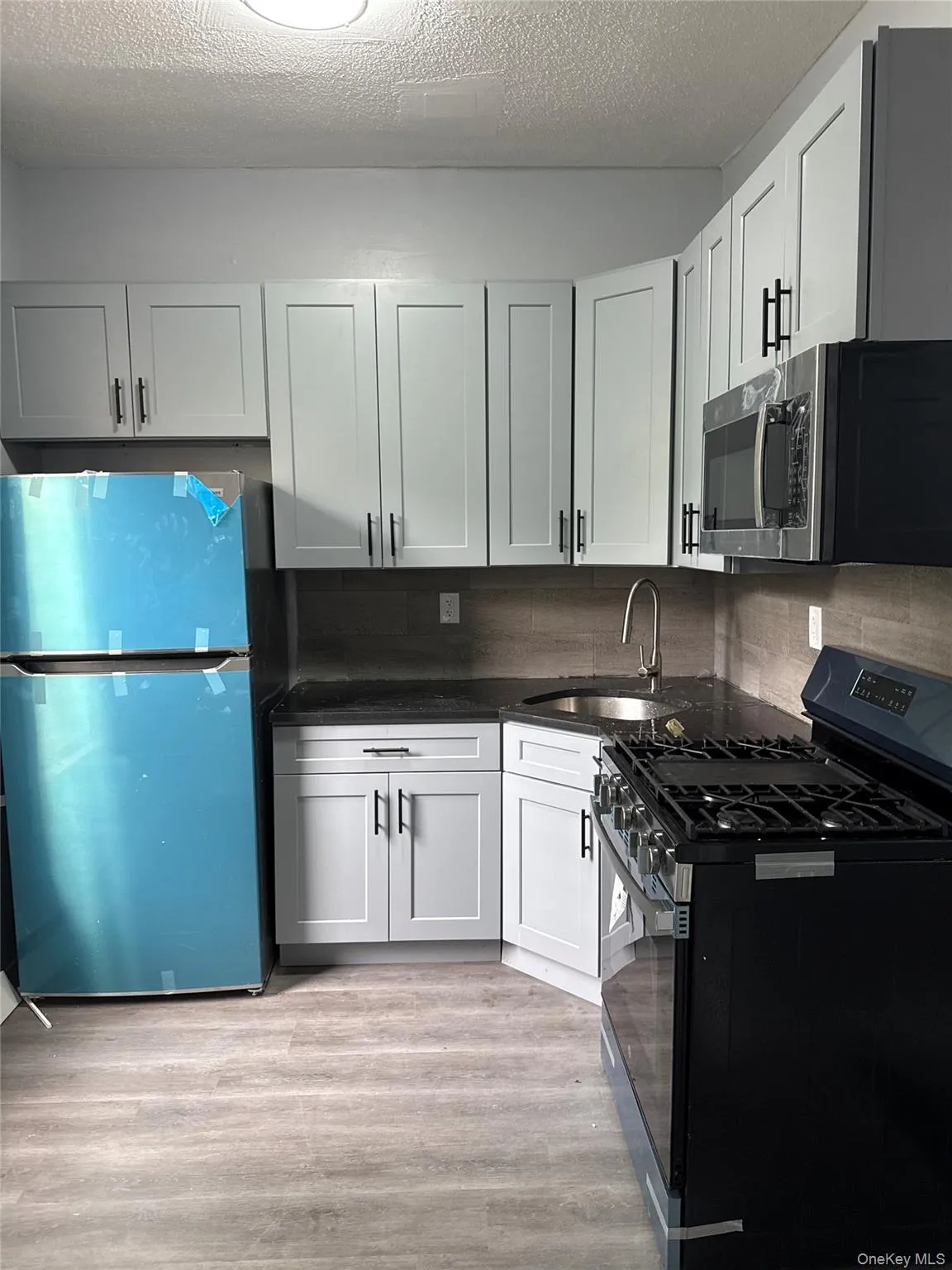 1449 Longfellow Avenue, New York, NY, 3 Bedrooms Bedrooms, 5 Rooms Rooms,1 BathroomBathrooms,Residential Lease,For Rent,Longfellow,0,958288 1449 Longfellow Avenue, New York, NY, 3 Bedrooms Bedrooms, 5 Rooms Rooms,1 BathroomBathrooms,Residential Lease,For Rent,Longfellow,0,958288