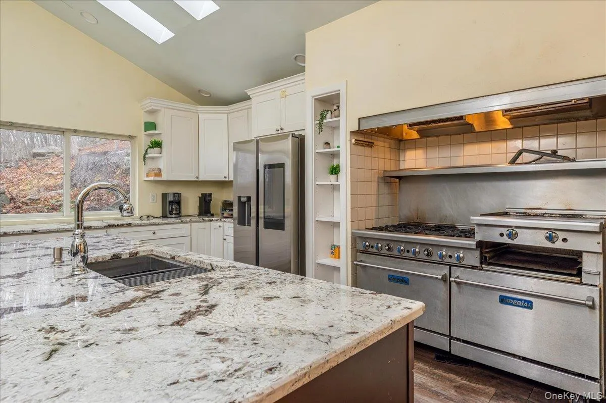 584 Milltown Road, Southeast, NY, 10 Bedrooms Bedrooms, 21 Rooms Rooms,6 BathroomsBathrooms,Residential,For Rent,Milltown,0,958315 584 Milltown Road, Southeast, NY, 10 Bedrooms Bedrooms, 21 Rooms Rooms,6 BathroomsBathrooms,Residential,For Rent,Milltown,0,958315
