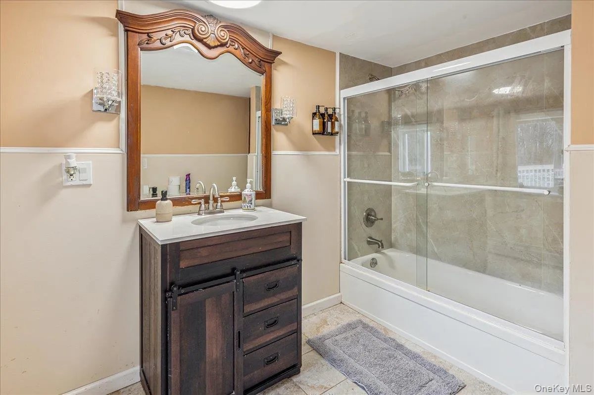 584 Milltown Road, Southeast, NY, 10 Bedrooms Bedrooms, 21 Rooms Rooms,6 BathroomsBathrooms,Residential,For Rent,Milltown,0,958315 584 Milltown Road, Southeast, NY, 10 Bedrooms Bedrooms, 21 Rooms Rooms,6 BathroomsBathrooms,Residential,For Rent,Milltown,0,958315