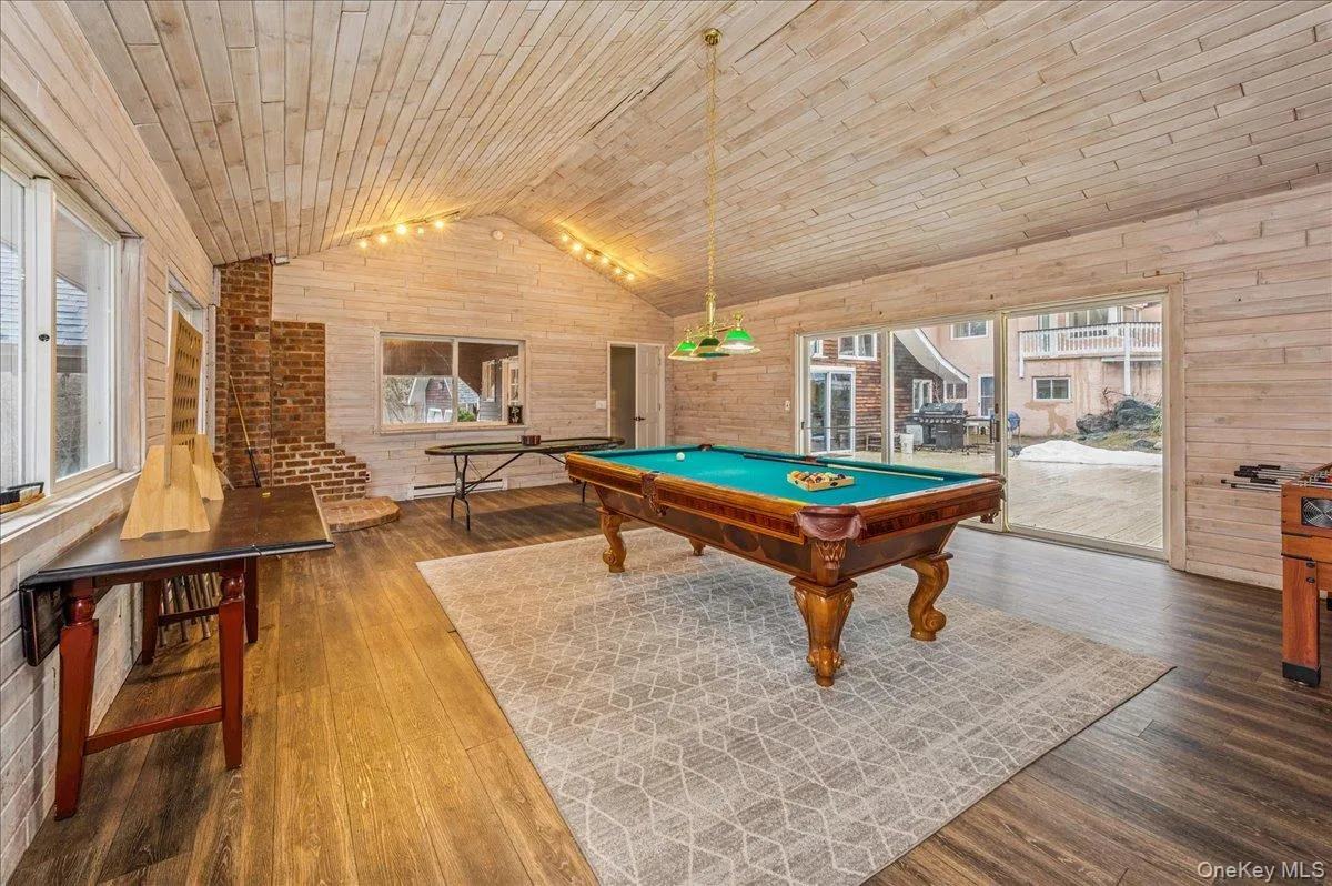 584 Milltown Road, Southeast, NY, 10 Bedrooms Bedrooms, 21 Rooms Rooms,6 BathroomsBathrooms,Residential,For Rent,Milltown,0,958315 584 Milltown Road, Southeast, NY, 10 Bedrooms Bedrooms, 21 Rooms Rooms,6 BathroomsBathrooms,Residential,For Rent,Milltown,0,958315