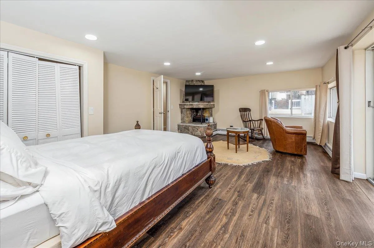 584 Milltown Road, Southeast, NY, 10 Bedrooms Bedrooms, 21 Rooms Rooms,6 BathroomsBathrooms,Residential,For Rent,Milltown,0,958315 584 Milltown Road, Southeast, NY, 10 Bedrooms Bedrooms, 21 Rooms Rooms,6 BathroomsBathrooms,Residential,For Rent,Milltown,0,958315