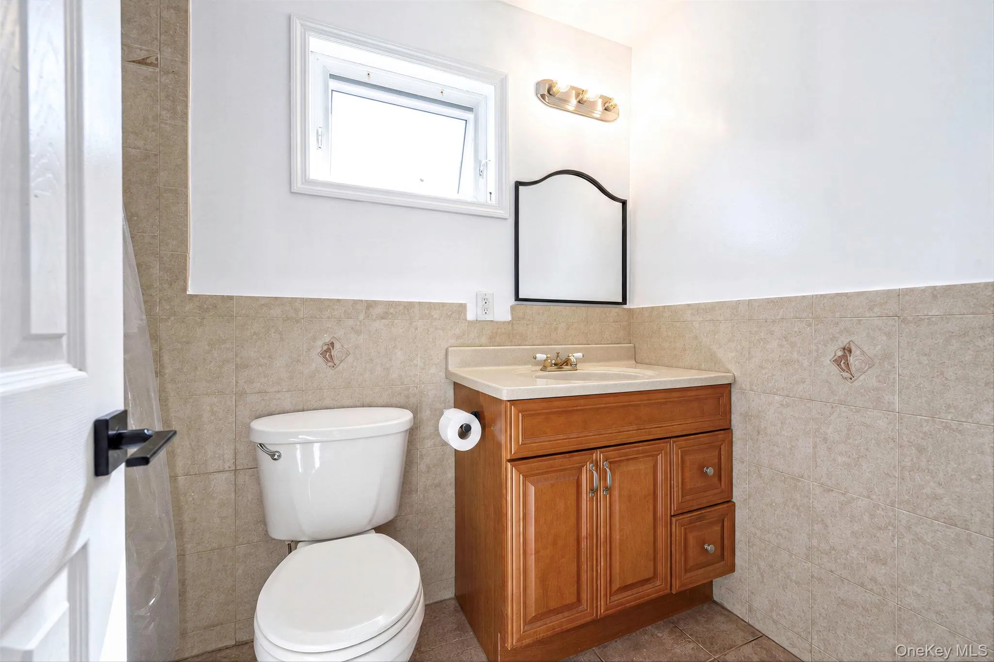 131 Alhambra Avenue, Babylon, NY, 3 Bedrooms Bedrooms, 6 Rooms Rooms,2 BathroomsBathrooms,Residential,For Rent,Alhambra,0,958357 131 Alhambra Avenue, Babylon, NY, 3 Bedrooms Bedrooms, 6 Rooms Rooms,2 BathroomsBathrooms,Residential,For Rent,Alhambra,0,958357