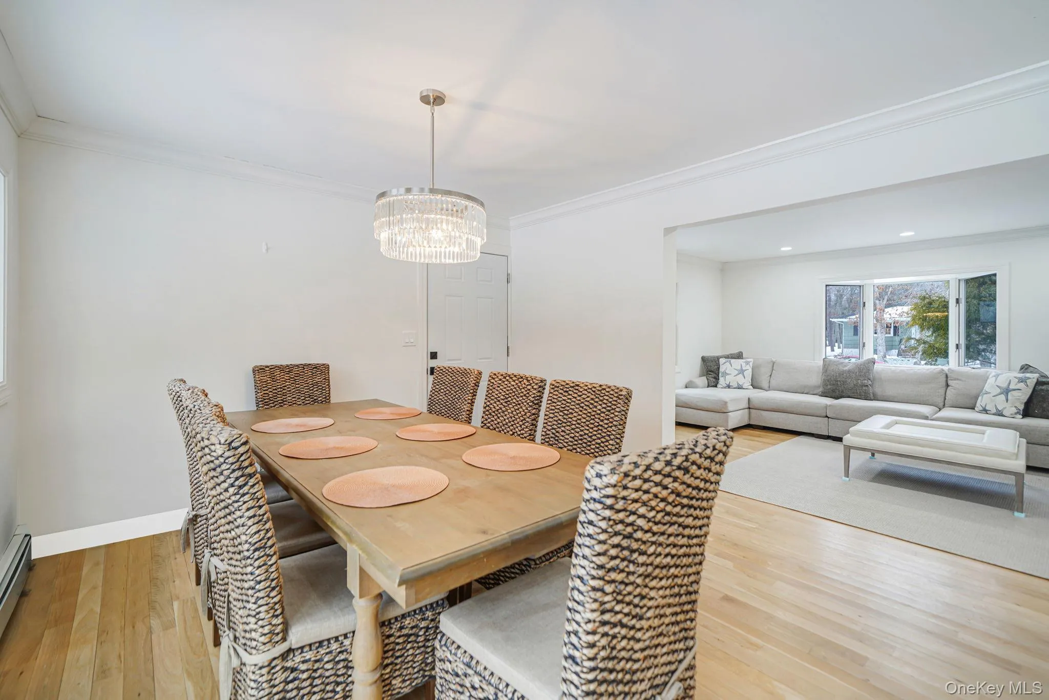 19 Pine Tree Lane, Southampton, NY, 6 Bedrooms Bedrooms, 14 Rooms Rooms,5 BathroomsBathrooms,Residential Lease,For Rent,Pine Tree,0,958367 19 Pine Tree Lane, Southampton, NY, 6 Bedrooms Bedrooms, 14 Rooms Rooms,5 BathroomsBathrooms,Residential Lease,For Rent,Pine Tree,0,958367