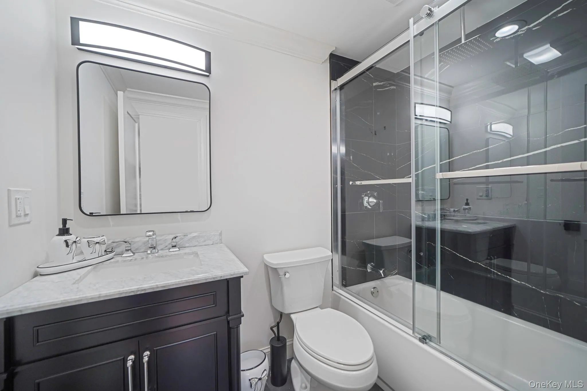 19 Pine Tree Lane, Southampton, NY, 6 Bedrooms Bedrooms, 14 Rooms Rooms,5 BathroomsBathrooms,Residential Lease,For Rent,Pine Tree,0,958367 19 Pine Tree Lane, Southampton, NY, 6 Bedrooms Bedrooms, 14 Rooms Rooms,5 BathroomsBathrooms,Residential Lease,For Rent,Pine Tree,0,958367