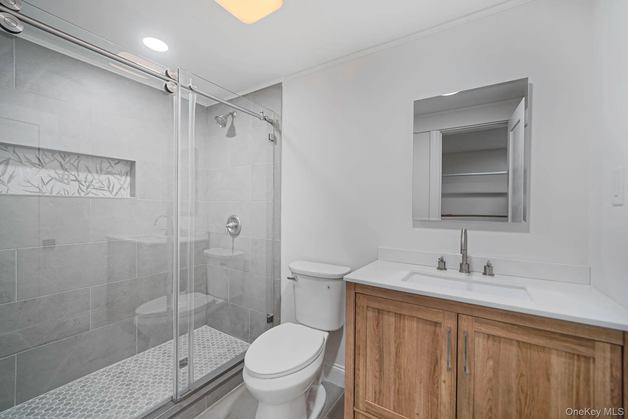 19 Pine Tree Lane, Southampton, NY, 6 Bedrooms Bedrooms, 14 Rooms Rooms,5 BathroomsBathrooms,Residential Lease,For Rent,Pine Tree,0,958367 19 Pine Tree Lane, Southampton, NY, 6 Bedrooms Bedrooms, 14 Rooms Rooms,5 BathroomsBathrooms,Residential Lease,For Rent,Pine Tree,0,958367