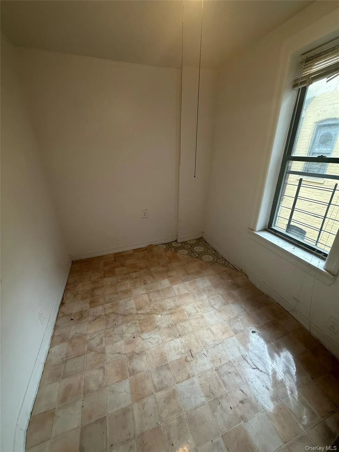 2116 Honeywell Avenue, New York, NY, 3 Bedrooms Bedrooms, 5 Rooms Rooms,1 BathroomBathrooms,Residential Sale,For Rent,Honeywell,0,958433 2116 Honeywell Avenue, New York, NY, 3 Bedrooms Bedrooms, 5 Rooms Rooms,1 BathroomBathrooms,Residential Sale,For Rent,Honeywell,0,958433