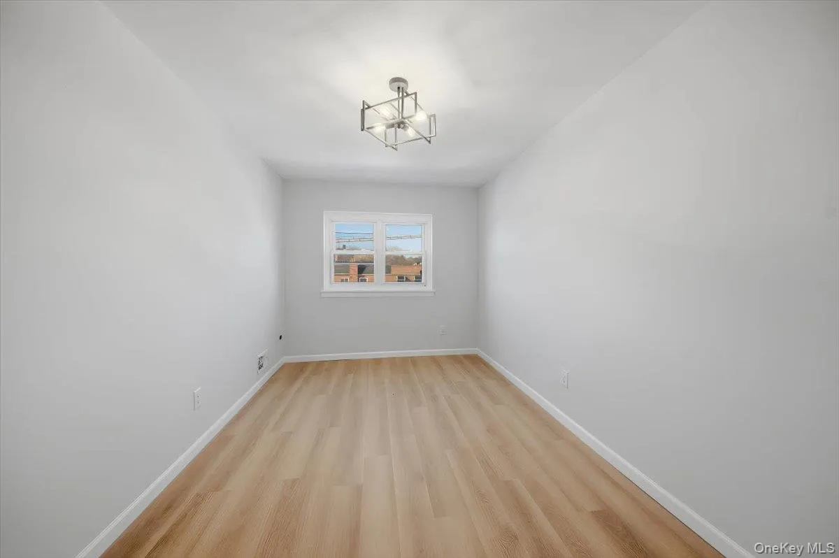 4158 Baychester Avenue, New York, NY, 3 Bedrooms Bedrooms, 8 Rooms Rooms,2 BathroomsBathrooms,Residential,For Rent,Baychester,0,958454 4158 Baychester Avenue, New York, NY, 3 Bedrooms Bedrooms, 8 Rooms Rooms,2 BathroomsBathrooms,Residential,For Rent,Baychester,0,958454