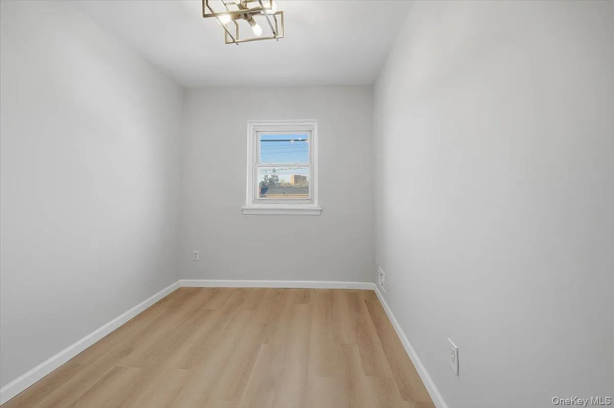 4158 Baychester Avenue, New York, NY, 3 Bedrooms Bedrooms, 8 Rooms Rooms,2 BathroomsBathrooms,Residential,For Rent,Baychester,0,958454 4158 Baychester Avenue, New York, NY, 3 Bedrooms Bedrooms, 8 Rooms Rooms,2 BathroomsBathrooms,Residential,For Rent,Baychester,0,958454