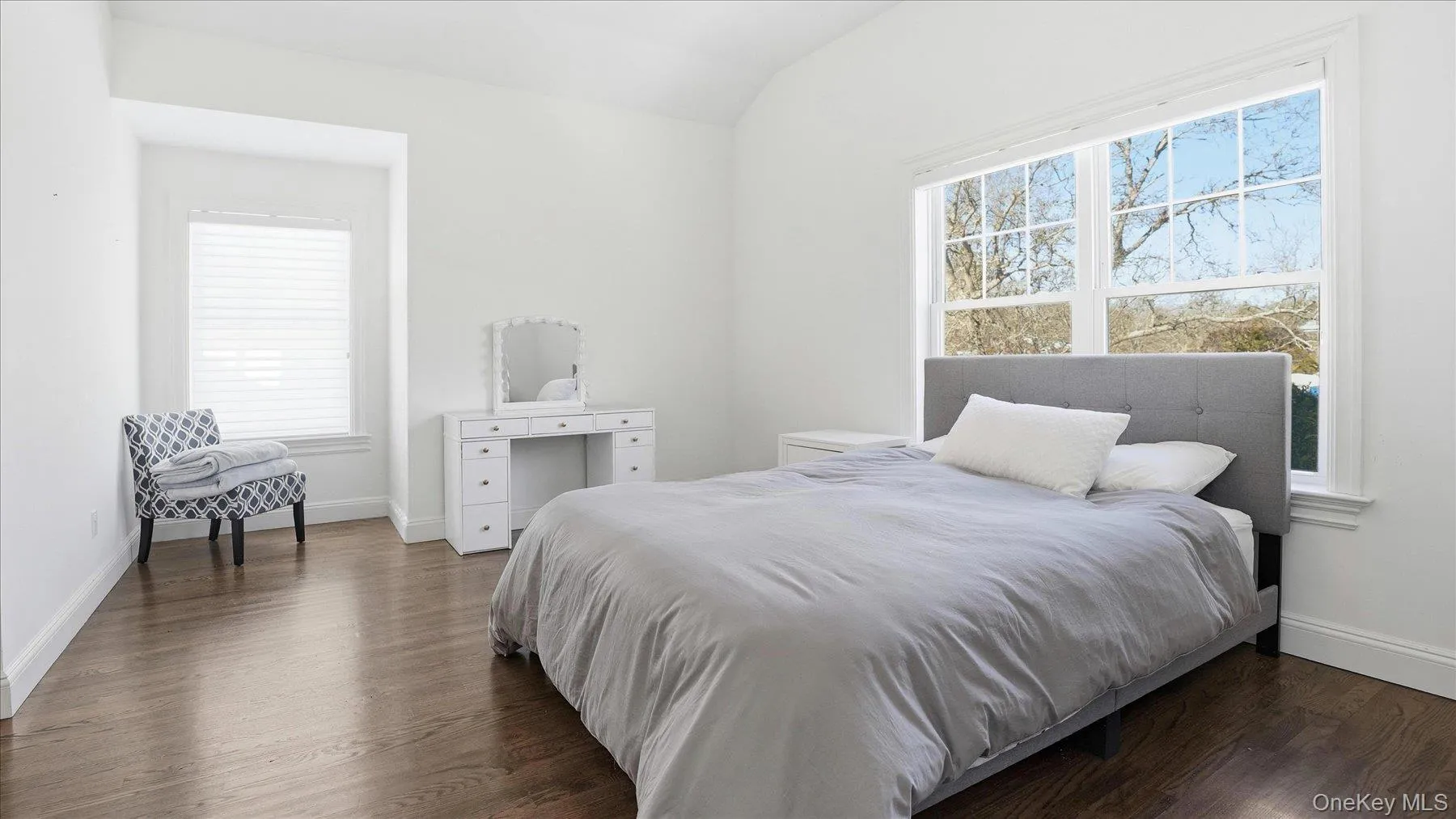 27 Jeffrey Lane, Southampton, NY, 4 Bedrooms Bedrooms, 10 Rooms Rooms,4 BathroomsBathrooms,Residential Lease,For Rent,Jeffrey,0,958460 27 Jeffrey Lane, Southampton, NY, 4 Bedrooms Bedrooms, 10 Rooms Rooms,4 BathroomsBathrooms,Residential Lease,For Rent,Jeffrey,0,958460