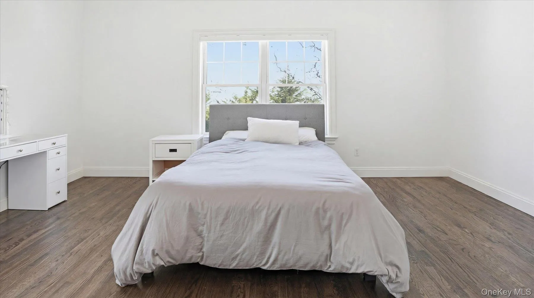 27 Jeffrey Lane, Southampton, NY, 4 Bedrooms Bedrooms, 10 Rooms Rooms,4 BathroomsBathrooms,Residential Lease,For Rent,Jeffrey,0,958460 27 Jeffrey Lane, Southampton, NY, 4 Bedrooms Bedrooms, 10 Rooms Rooms,4 BathroomsBathrooms,Residential Lease,For Rent,Jeffrey,0,958460