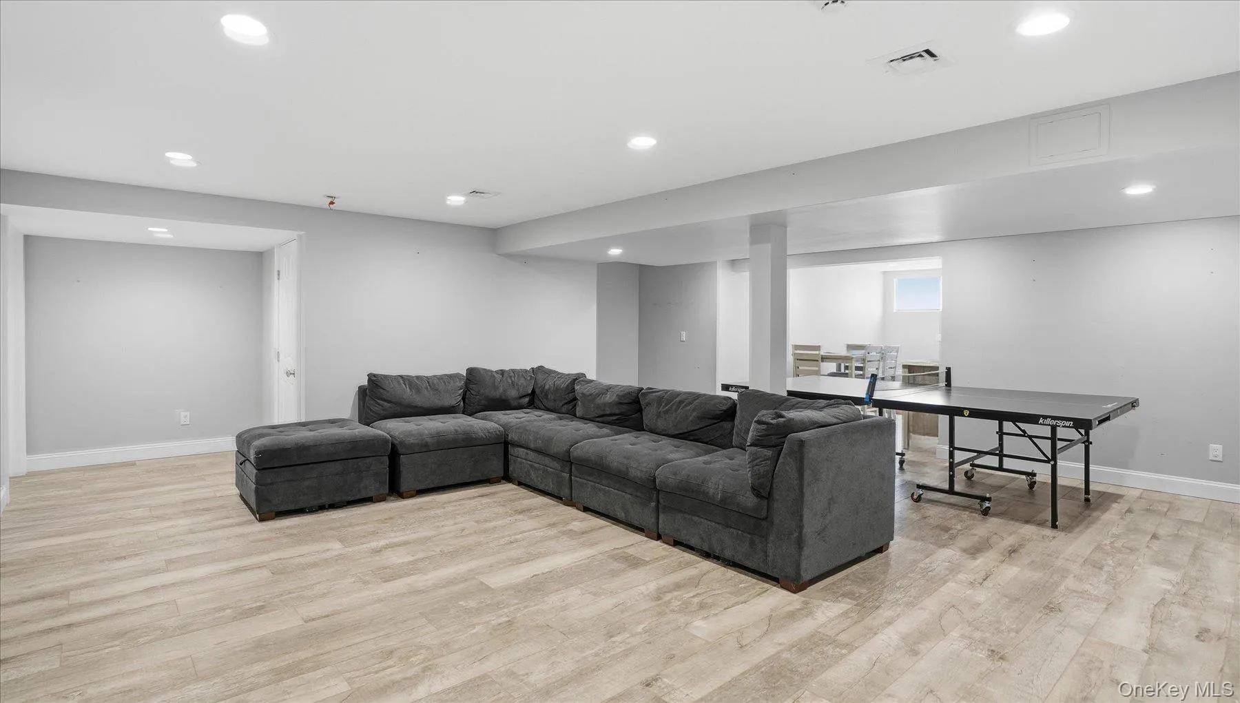 27 Jeffrey Lane, Southampton, NY, 4 Bedrooms Bedrooms, 10 Rooms Rooms,4 BathroomsBathrooms,Residential Lease,For Rent,Jeffrey,0,958460 27 Jeffrey Lane, Southampton, NY, 4 Bedrooms Bedrooms, 10 Rooms Rooms,4 BathroomsBathrooms,Residential Lease,For Rent,Jeffrey,0,958460