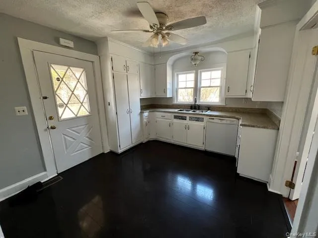 26 Pump House Road, Cortlandt, NY, 3 Bedrooms Bedrooms, 6 Rooms Rooms,1 BathroomBathrooms,Residential Lease,For Rent,Pump House,0,958491 26 Pump House Road, Cortlandt, NY, 3 Bedrooms Bedrooms, 6 Rooms Rooms,1 BathroomBathrooms,Residential Lease,For Rent,Pump House,0,958491
