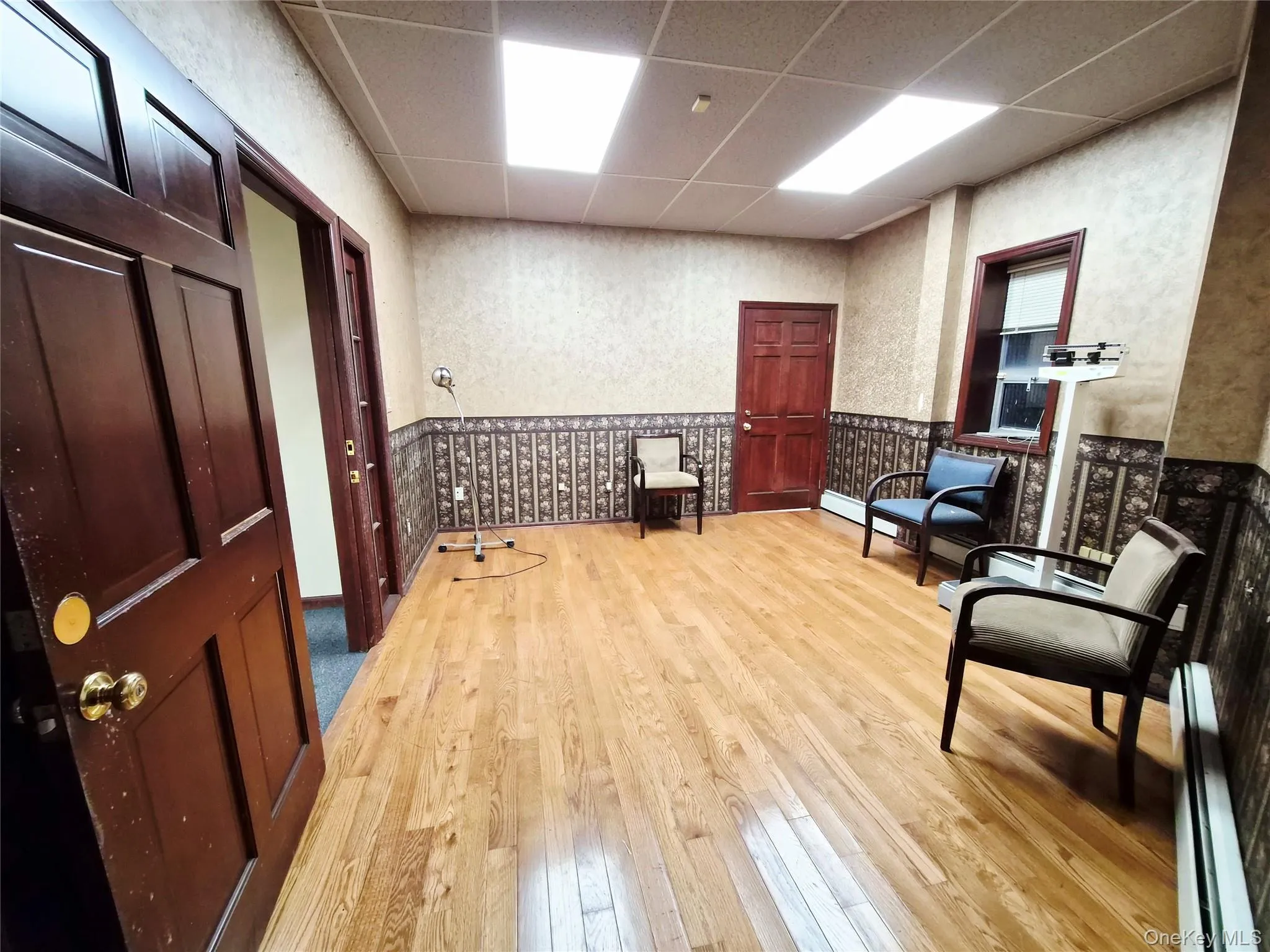 121 Oak Street, Babylon, NY, ,Commercial Lease,For Rent,Oak,0,958514 121 Oak Street, Babylon, NY, ,Commercial Lease,For Rent,Oak,0,958514