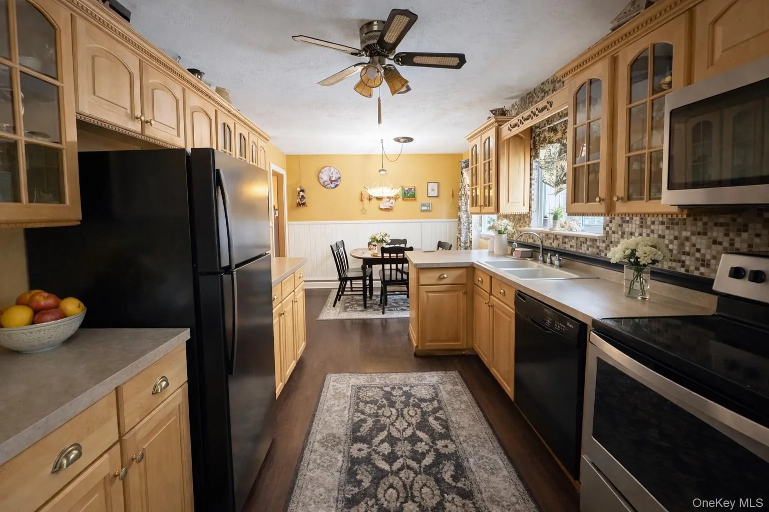 15 Palm Street, Brookhaven, NY, 4 Bedrooms Bedrooms, 9 Rooms Rooms,2 BathroomsBathrooms,Residential,For Rent,Palm,0,958517 15 Palm Street, Brookhaven, NY, 4 Bedrooms Bedrooms, 9 Rooms Rooms,2 BathroomsBathrooms,Residential,For Rent,Palm,0,958517
