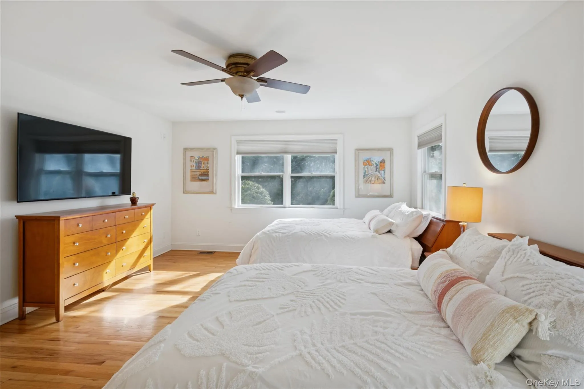 Guest room Guest room