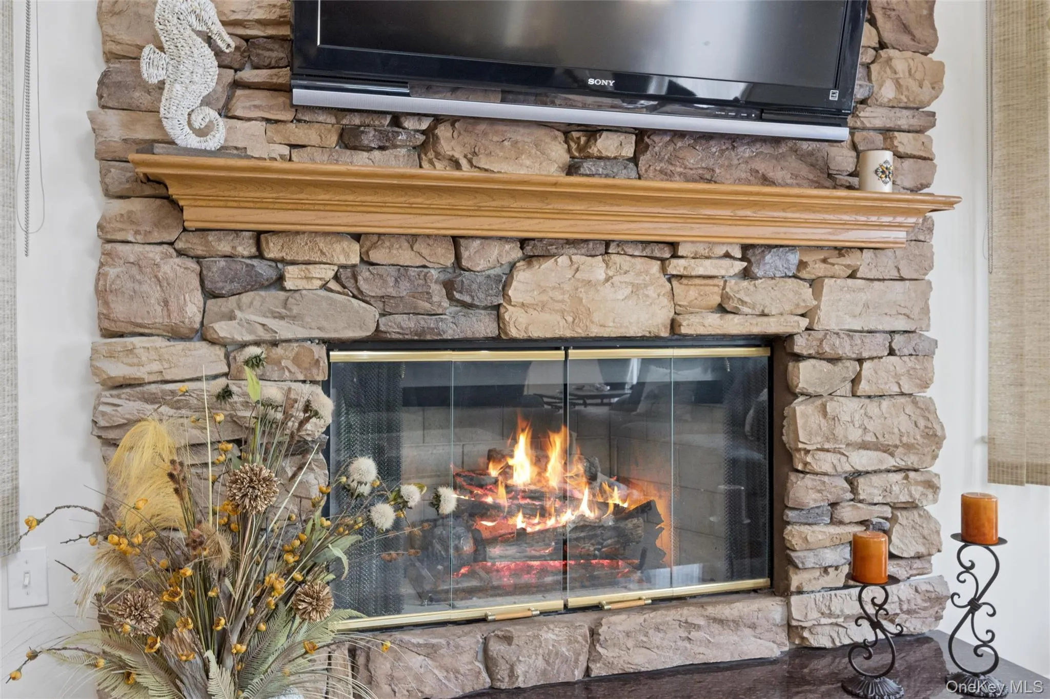 126 Malloy Drive, Southampton, NY, 5 Bedrooms Bedrooms, 12 Rooms Rooms,4 BathroomsBathrooms,Residential Lease,For Rent,Malloy,0,958518 126 Malloy Drive, Southampton, NY, 5 Bedrooms Bedrooms, 12 Rooms Rooms,4 BathroomsBathrooms,Residential Lease,For Rent,Malloy,0,958518