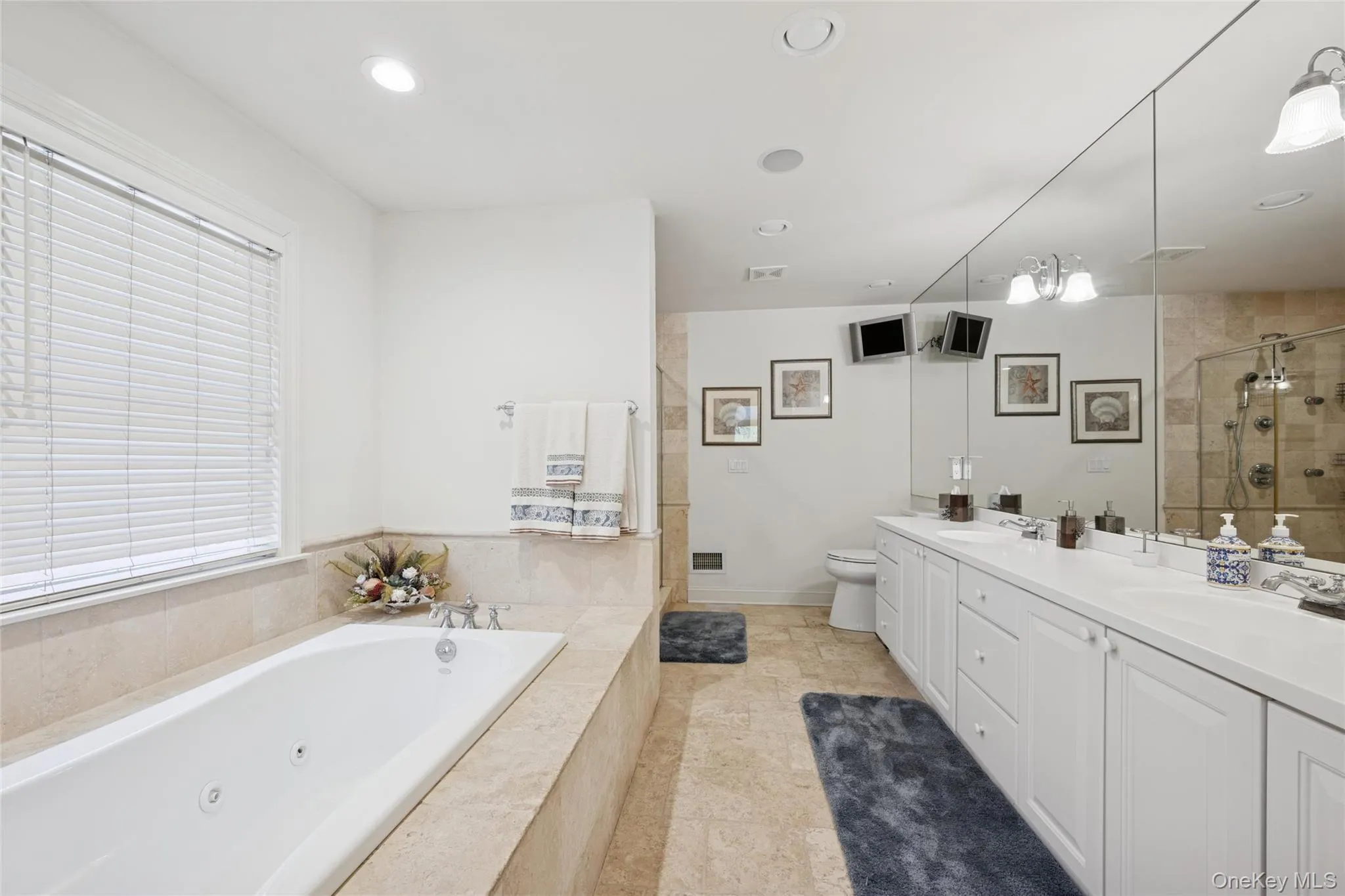 126 Malloy Drive, Southampton, NY, 5 Bedrooms Bedrooms, 12 Rooms Rooms,4 BathroomsBathrooms,Residential Lease,For Rent,Malloy,0,958518 126 Malloy Drive, Southampton, NY, 5 Bedrooms Bedrooms, 12 Rooms Rooms,4 BathroomsBathrooms,Residential Lease,For Rent,Malloy,0,958518