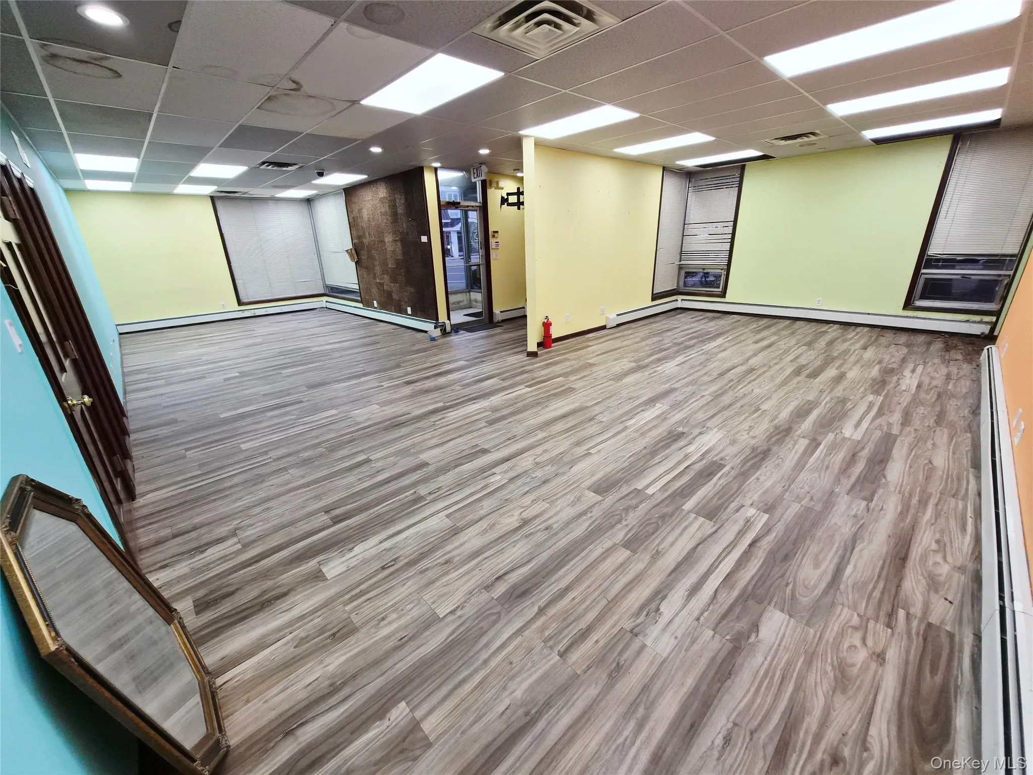 121 Oak Street, Babylon, NY, ,Commercial Lease,For Rent,Oak,0,958529 121 Oak Street, Babylon, NY, ,Commercial Lease,For Rent,Oak,0,958529