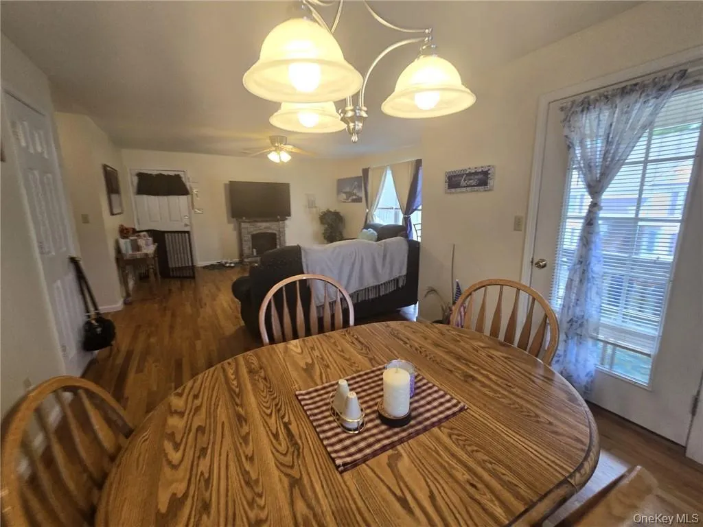 105 Montgomery Street, Montgomery, NY, 2 Bedrooms Bedrooms, 5 Rooms Rooms,1 BathroomBathrooms,Residential Lease,For Rent,Montgomery,0,958546 105 Montgomery Street, Montgomery, NY, 2 Bedrooms Bedrooms, 5 Rooms Rooms,1 BathroomBathrooms,Residential Lease,For Rent,Montgomery,0,958546