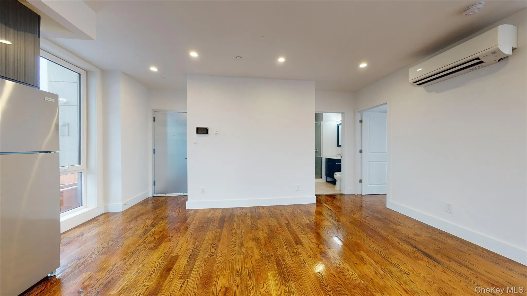 138-28 Queens Boulevard, New York, NY, 2 Bedrooms Bedrooms, 4 Rooms Rooms,1 BathroomBathrooms,Residential Lease,For Rent,Queens,0,958547 138-28 Queens Boulevard, New York, NY, 2 Bedrooms Bedrooms, 4 Rooms Rooms,1 BathroomBathrooms,Residential Lease,For Rent,Queens,0,958547