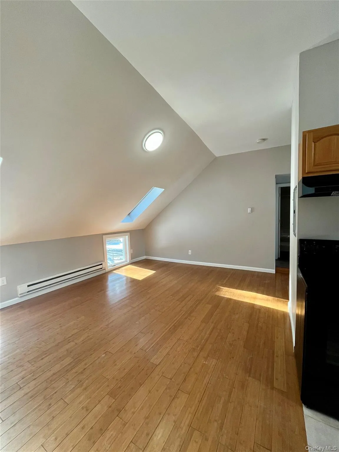 56 Tilden Lane, Huntington, NY, 3 Bedrooms Bedrooms, 6 Rooms Rooms,1 BathroomBathrooms,Residential Lease,For Rent,Tilden,0,958574 56 Tilden Lane, Huntington, NY, 3 Bedrooms Bedrooms, 6 Rooms Rooms,1 BathroomBathrooms,Residential Lease,For Rent,Tilden,0,958574