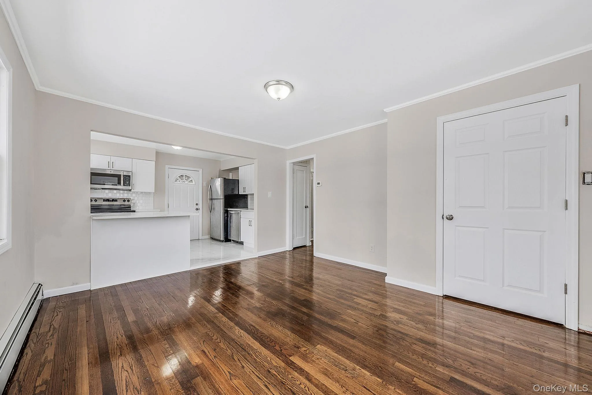 526 Albert Street, Hempstead, NY, 4 Bedrooms Bedrooms, 6 Rooms Rooms,2 BathroomsBathrooms,Residential,For Rent,Albert,0,958590 526 Albert Street, Hempstead, NY, 4 Bedrooms Bedrooms, 6 Rooms Rooms,2 BathroomsBathrooms,Residential,For Rent,Albert,0,958590