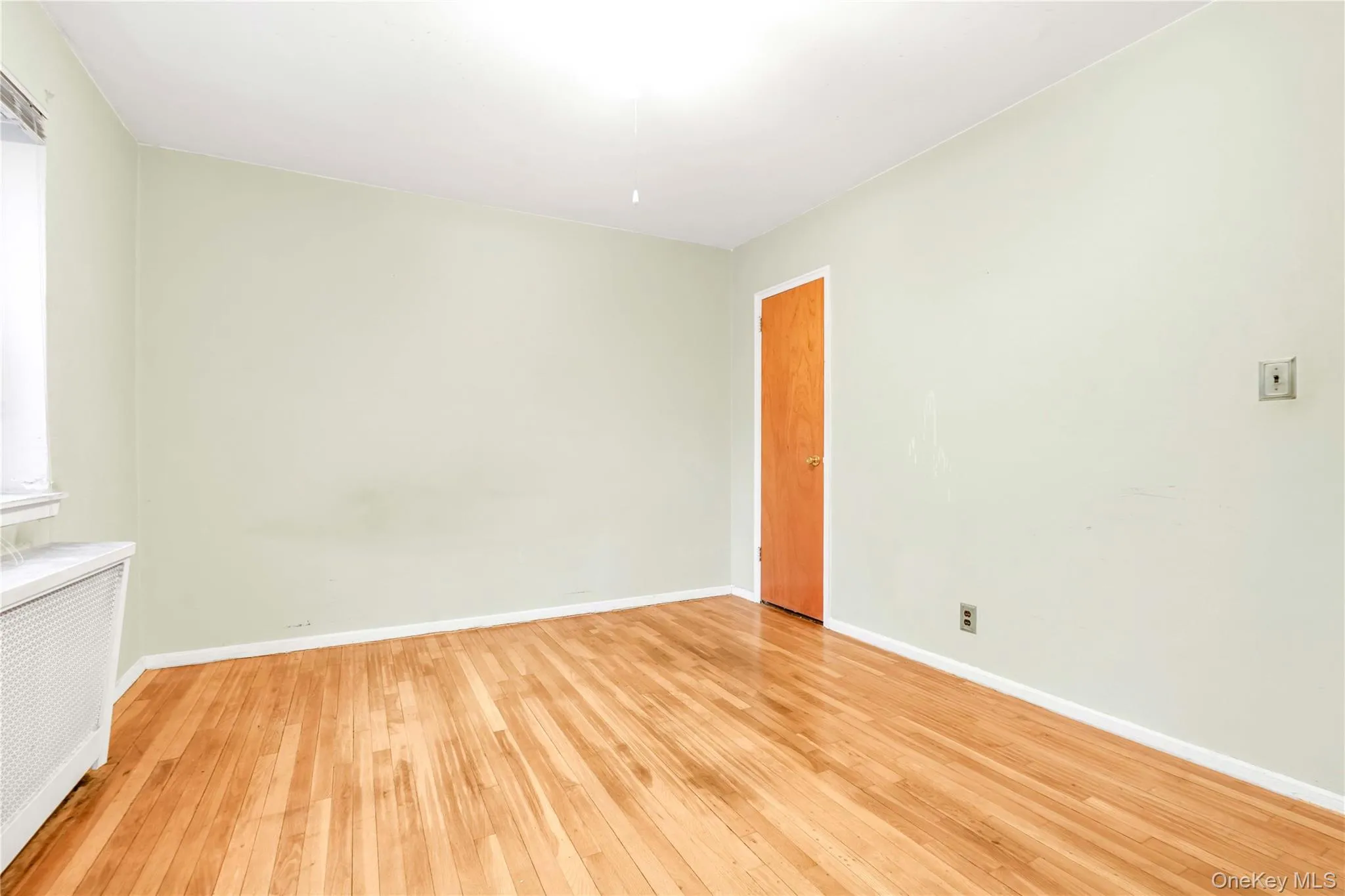 46-31 215th Place, New York, NY, 2 Bedrooms Bedrooms, 4 Rooms Rooms,1 BathroomBathrooms,Residential,For Rent,215th,0,958623 46-31 215th Place, New York, NY, 2 Bedrooms Bedrooms, 4 Rooms Rooms,1 BathroomBathrooms,Residential,For Rent,215th,0,958623