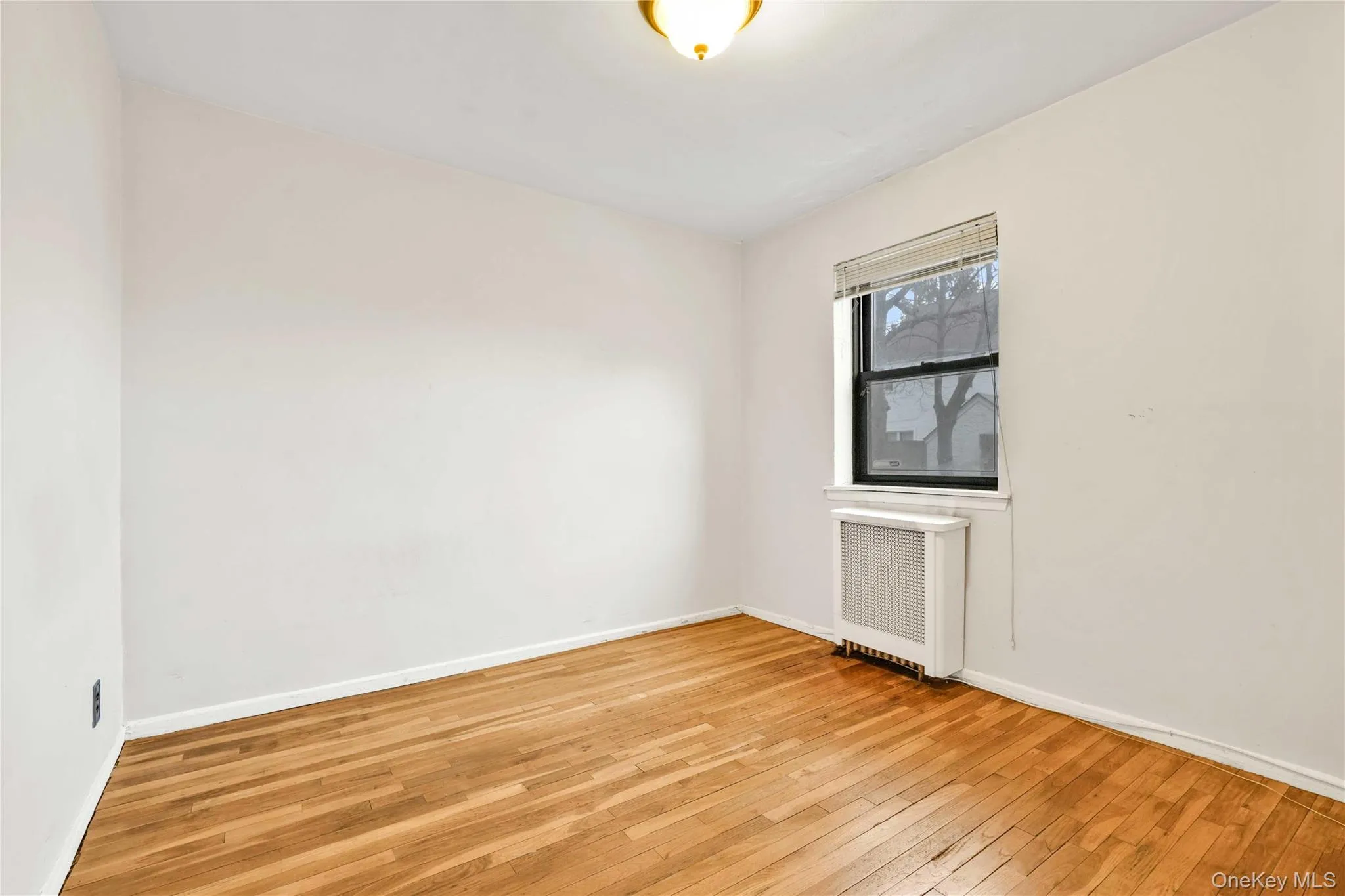 46-31 215th Place, New York, NY, 2 Bedrooms Bedrooms, 4 Rooms Rooms,1 BathroomBathrooms,Residential,For Rent,215th,0,958623 46-31 215th Place, New York, NY, 2 Bedrooms Bedrooms, 4 Rooms Rooms,1 BathroomBathrooms,Residential,For Rent,215th,0,958623