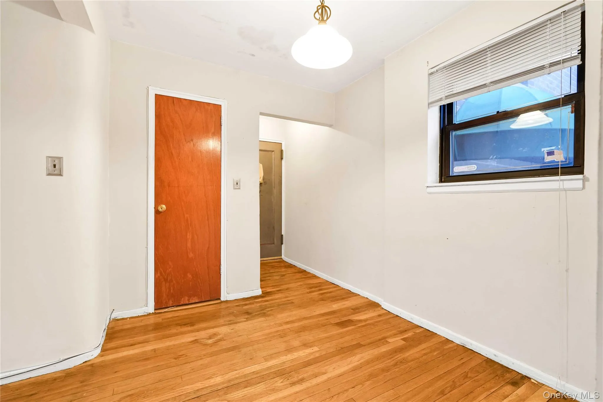 46-31 215th Place, New York, NY, 2 Bedrooms Bedrooms, 4 Rooms Rooms,1 BathroomBathrooms,Residential,For Rent,215th,0,958623 46-31 215th Place, New York, NY, 2 Bedrooms Bedrooms, 4 Rooms Rooms,1 BathroomBathrooms,Residential,For Rent,215th,0,958623
