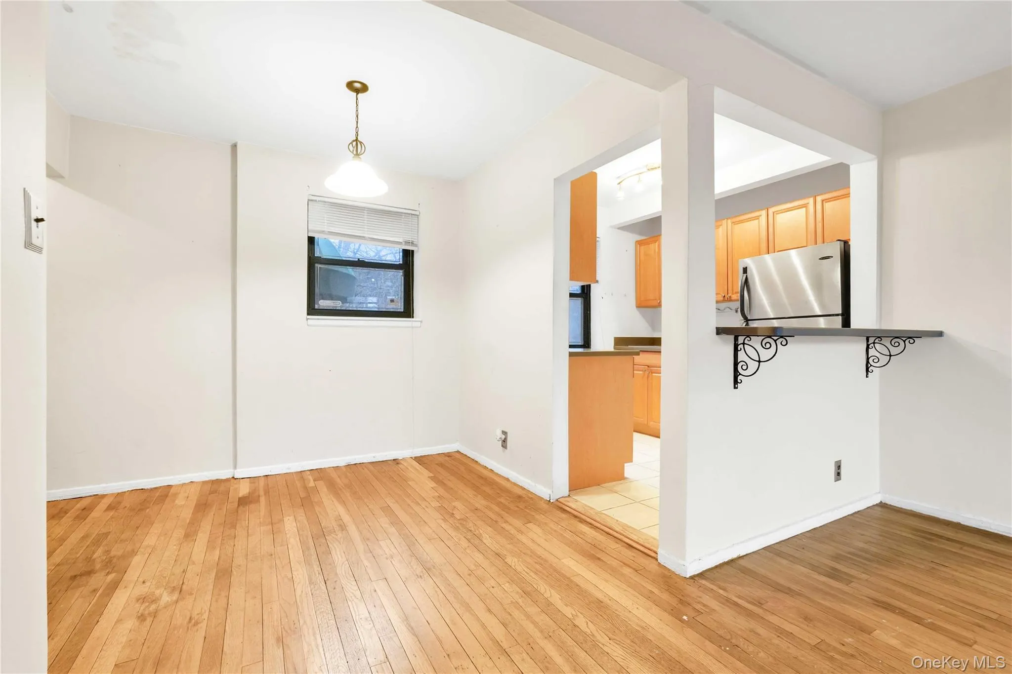 46-31 215th Place, New York, NY, 2 Bedrooms Bedrooms, 4 Rooms Rooms,1 BathroomBathrooms,Residential,For Rent,215th,0,958623 46-31 215th Place, New York, NY, 2 Bedrooms Bedrooms, 4 Rooms Rooms,1 BathroomBathrooms,Residential,For Rent,215th,0,958623