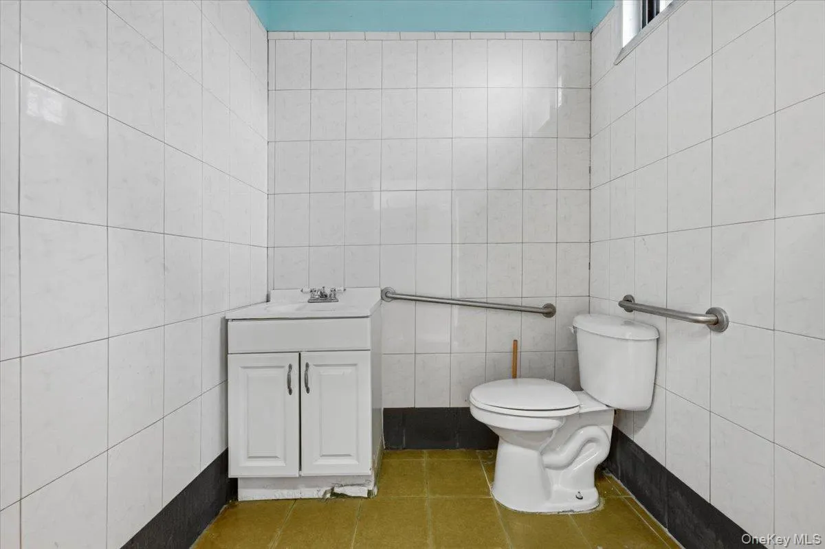 2416 Pitkin Avenue, New York, NY, ,Commercial Lease,For Rent,Pitkin,0,958648 2416 Pitkin Avenue, New York, NY, ,Commercial Lease,For Rent,Pitkin,0,958648