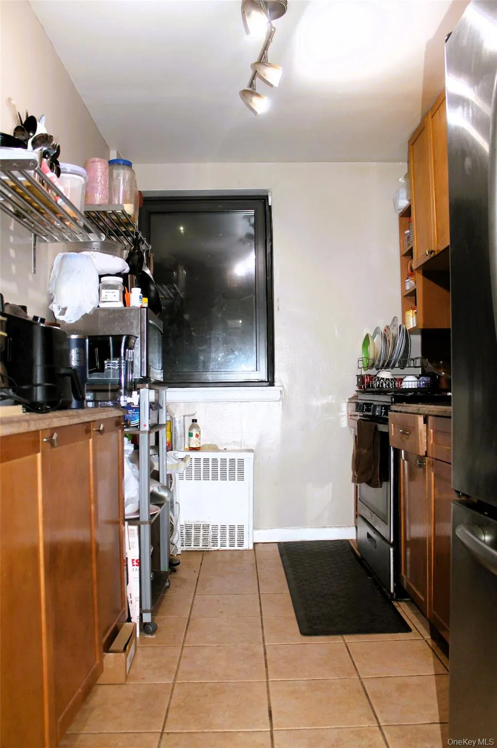 87-30 204th Street, New York, NY, 2 Bedrooms Bedrooms, 5 Rooms Rooms,1 BathroomBathrooms,Residential,For Rent,204th,0,958671 87-30 204th Street, New York, NY, 2 Bedrooms Bedrooms, 5 Rooms Rooms,1 BathroomBathrooms,Residential,For Rent,204th,0,958671