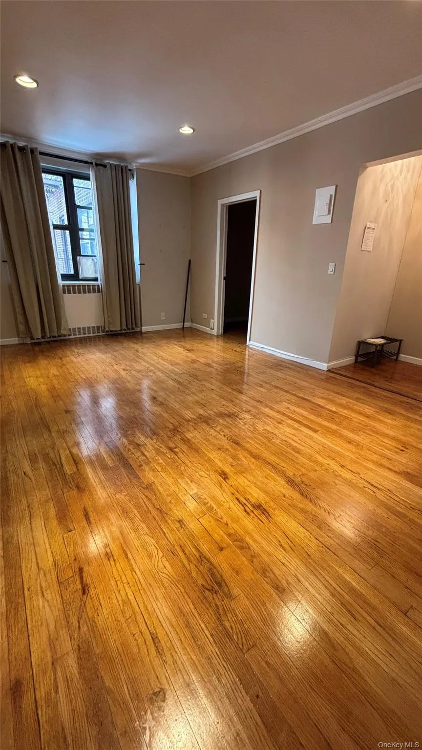 67-35 Yellowstone Boulevard, New York, NY, 1 Bedroom Bedrooms, 4 Rooms Rooms,1 BathroomBathrooms,Residential,For Rent,Yellowstone,0,958672 67-35 Yellowstone Boulevard, New York, NY, 1 Bedroom Bedrooms, 4 Rooms Rooms,1 BathroomBathrooms,Residential,For Rent,Yellowstone,0,958672