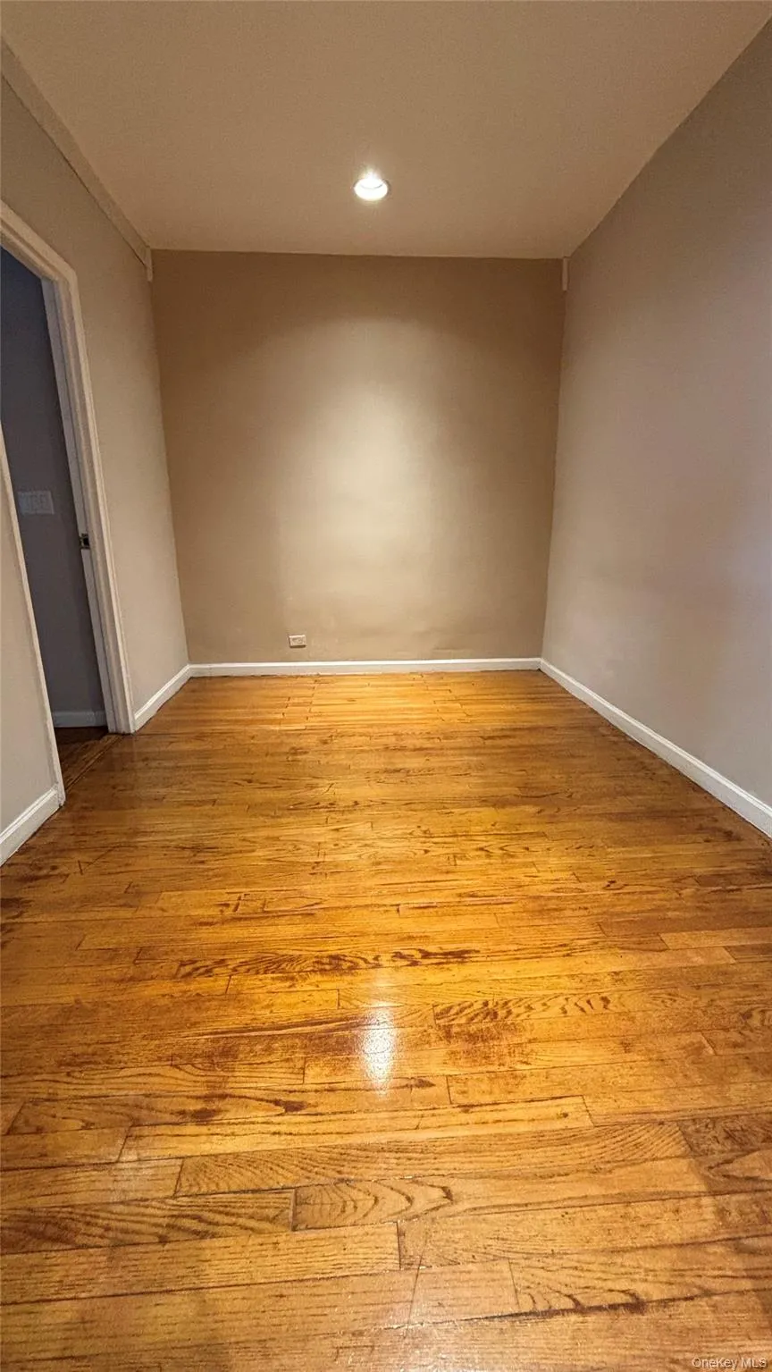 67-35 Yellowstone Boulevard, New York, NY, 1 Bedroom Bedrooms, 4 Rooms Rooms,1 BathroomBathrooms,Residential,For Rent,Yellowstone,0,958672 67-35 Yellowstone Boulevard, New York, NY, 1 Bedroom Bedrooms, 4 Rooms Rooms,1 BathroomBathrooms,Residential,For Rent,Yellowstone,0,958672