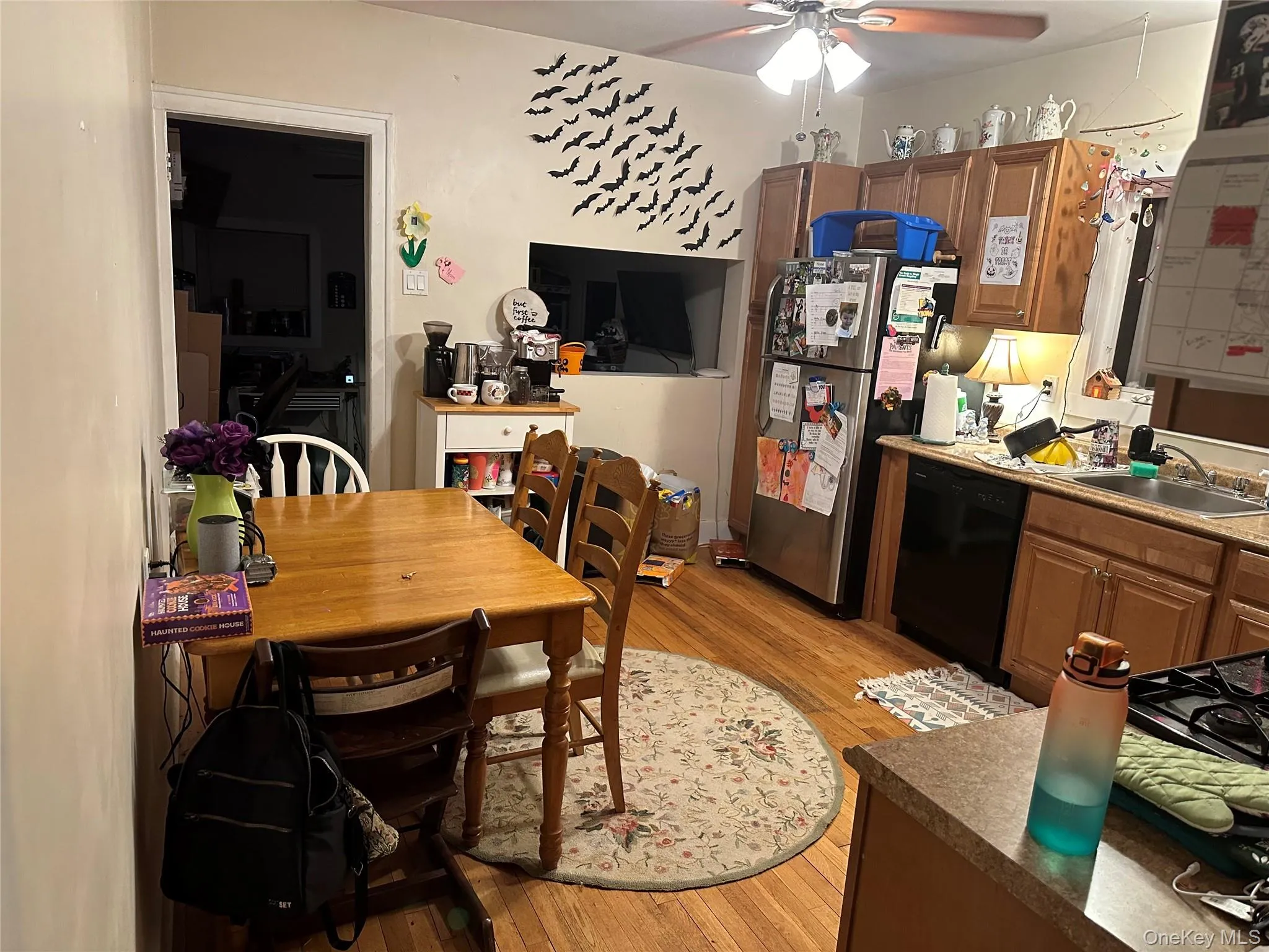 19 6th Street, Oyster Bay, NY, 2 Bedrooms Bedrooms, 5 Rooms Rooms,1 BathroomBathrooms,Residential Lease,For Rent,6th,0,958695 19 6th Street, Oyster Bay, NY, 2 Bedrooms Bedrooms, 5 Rooms Rooms,1 BathroomBathrooms,Residential Lease,For Rent,6th,0,958695