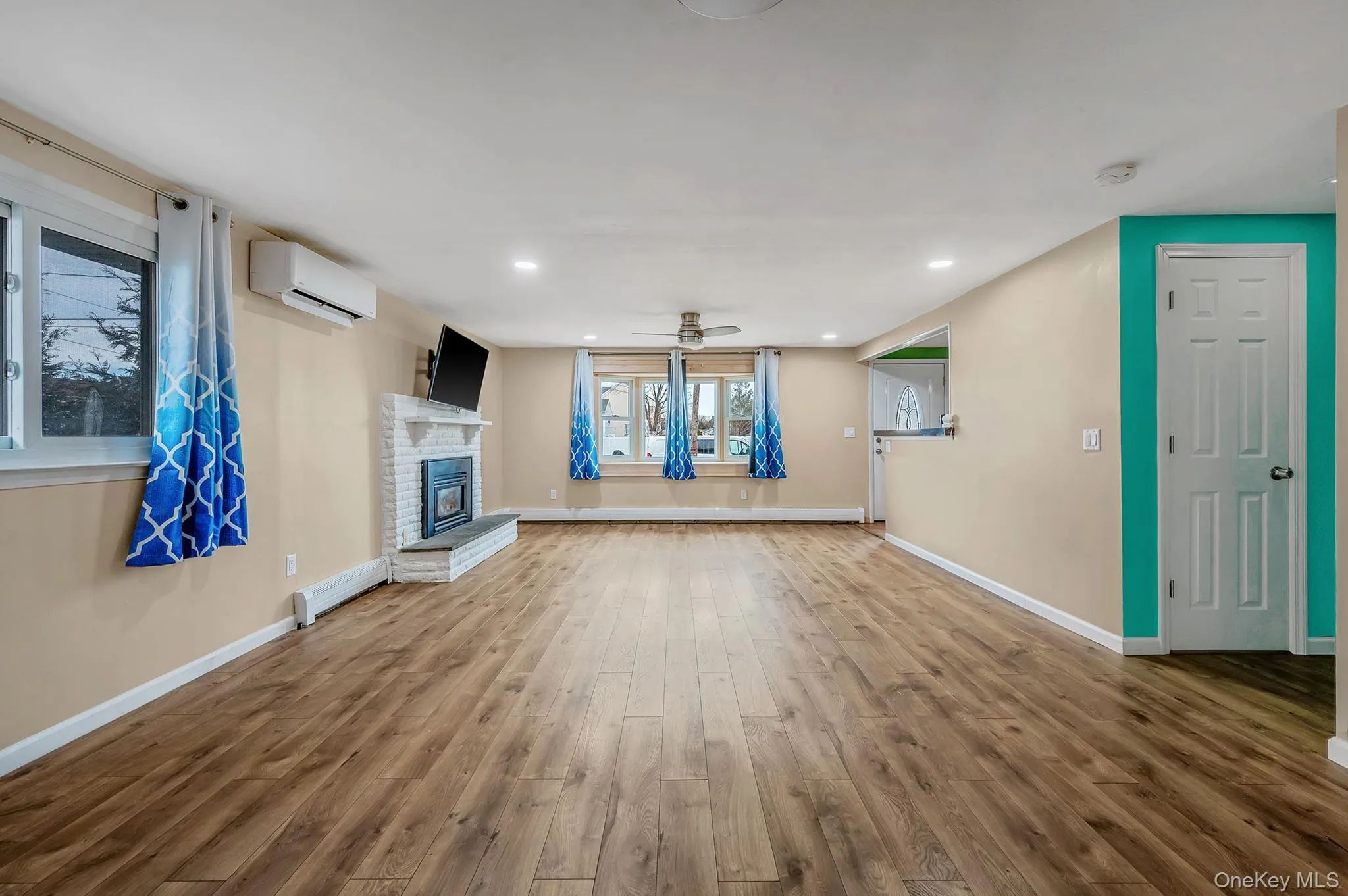 Large open concept Large open concept