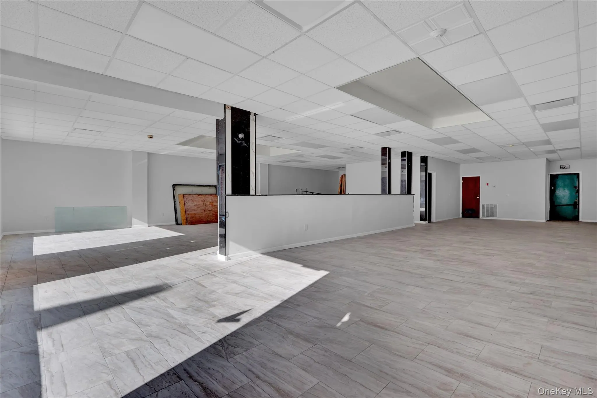 31 Middle Country Road, Brookhaven, NY, ,Commercial Lease,For Rent,Middle Country,0,958775 31 Middle Country Road, Brookhaven, NY, ,Commercial Lease,For Rent,Middle Country,0,958775