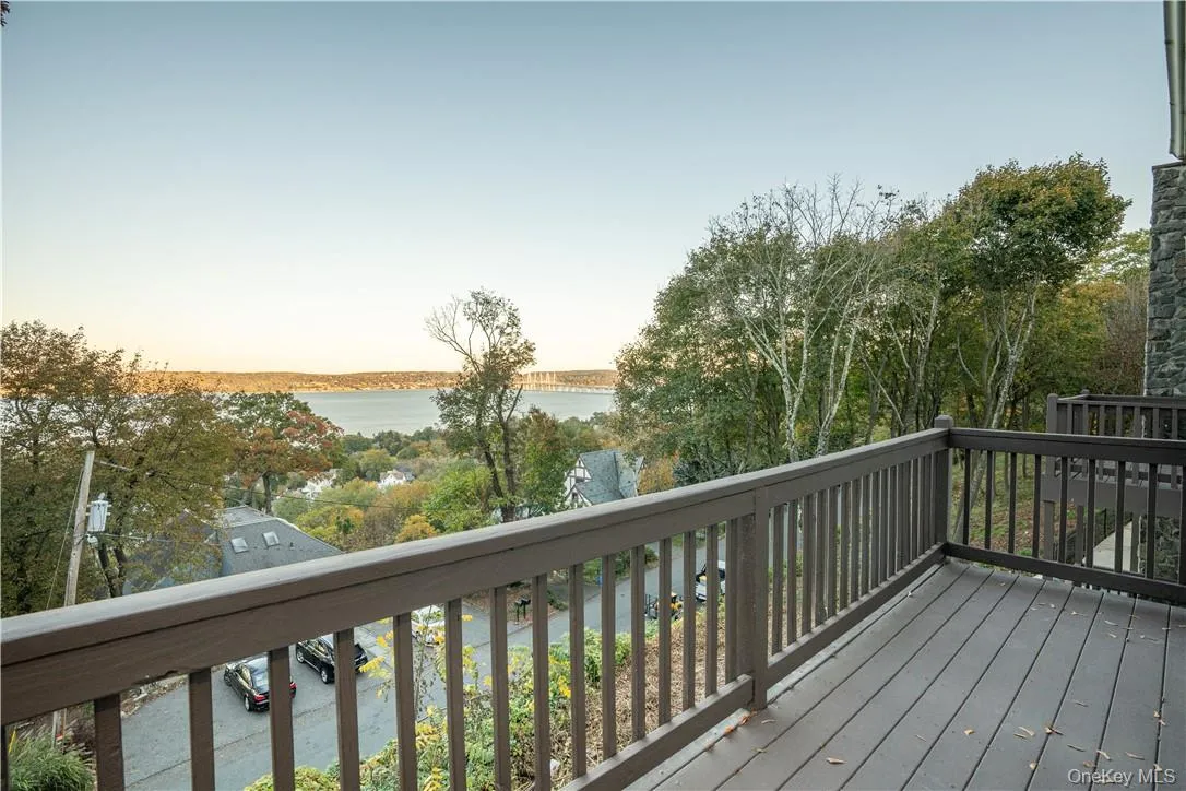 8-12 Boulevard, Orangetown, NY, 2 Bedrooms Bedrooms, 5 Rooms Rooms,1 BathroomBathrooms,Residential Lease,For Rent,Boulevard,0,958778 8-12 Boulevard, Orangetown, NY, 2 Bedrooms Bedrooms, 5 Rooms Rooms,1 BathroomBathrooms,Residential Lease,For Rent,Boulevard,0,958778