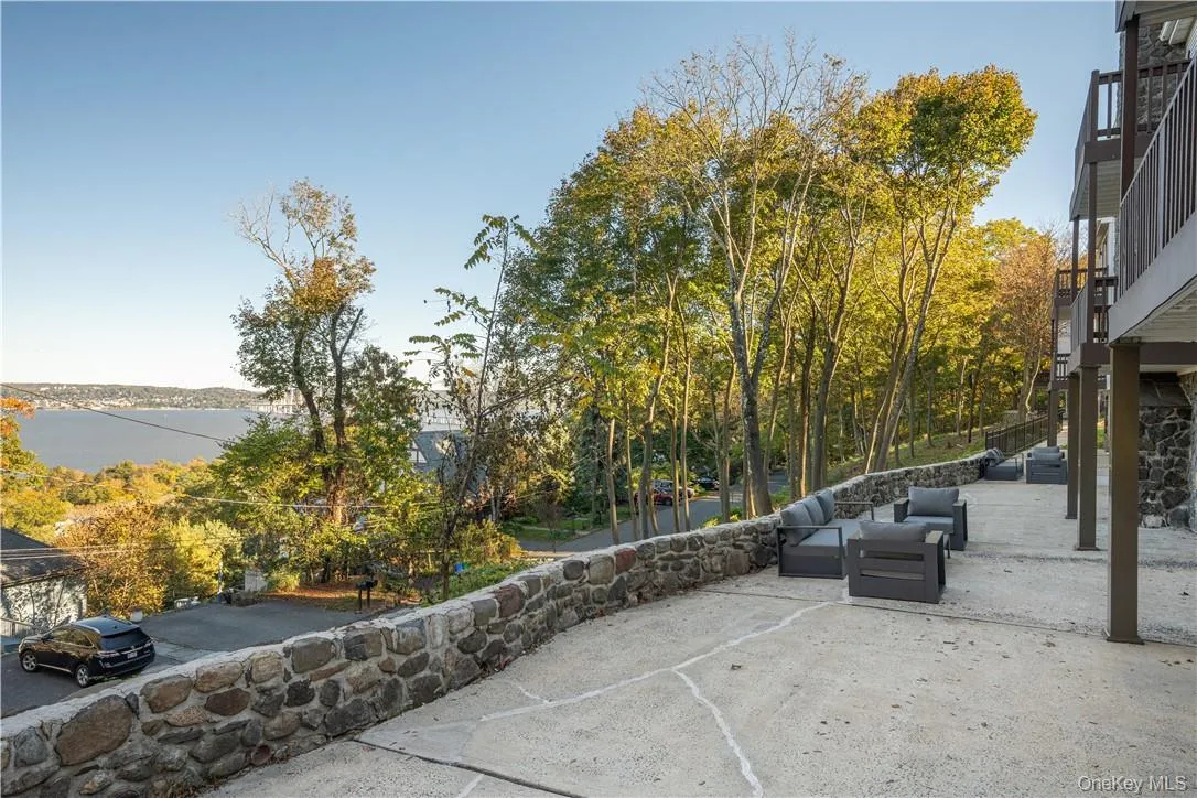 8-12 Boulevard, Orangetown, NY, 2 Bedrooms Bedrooms, 5 Rooms Rooms,1 BathroomBathrooms,Residential Lease,For Rent,Boulevard,0,958778 8-12 Boulevard, Orangetown, NY, 2 Bedrooms Bedrooms, 5 Rooms Rooms,1 BathroomBathrooms,Residential Lease,For Rent,Boulevard,0,958778