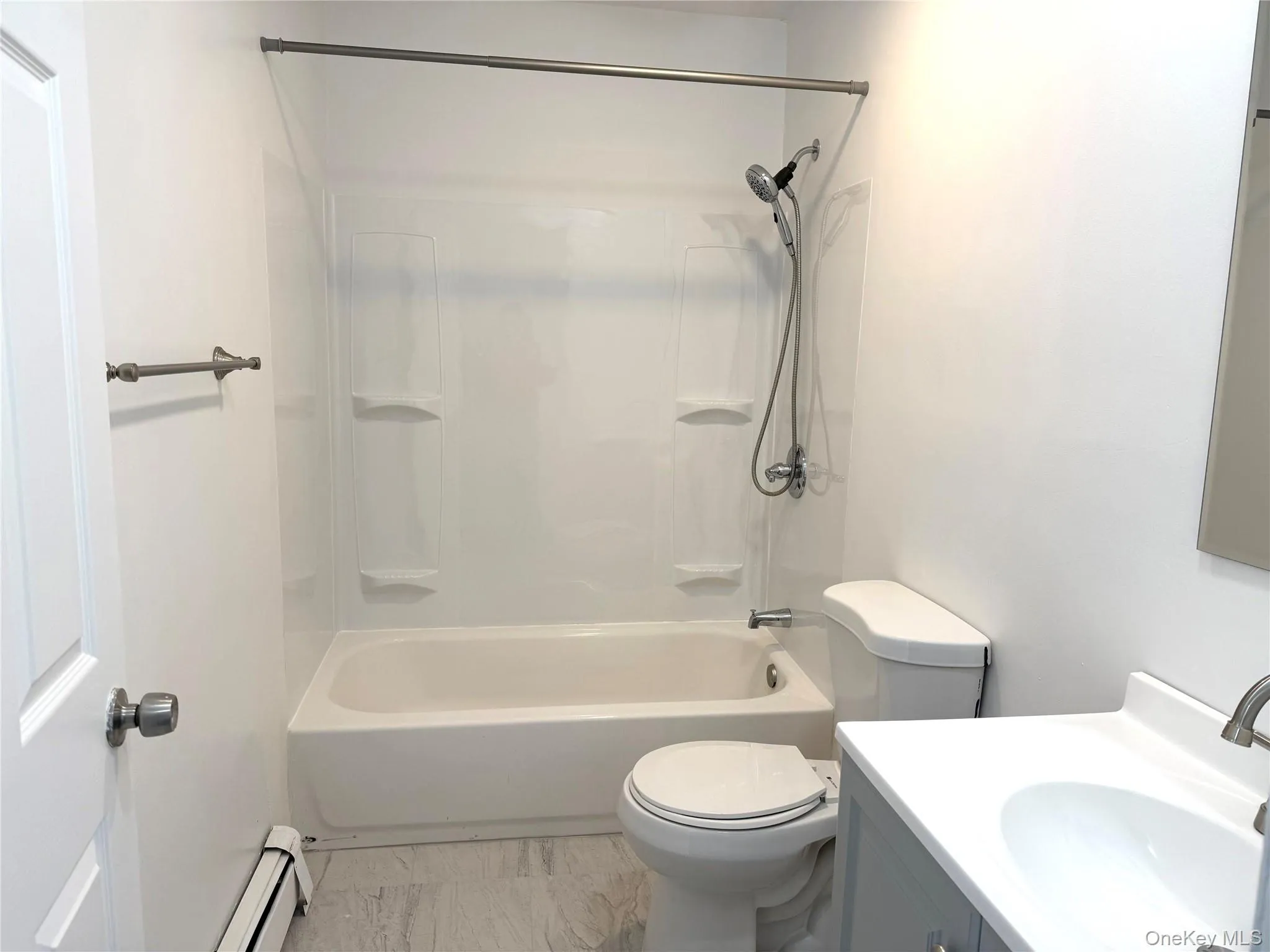 205 Everett Place, Montgomery, NY, 3 Bedrooms Bedrooms, 8 Rooms Rooms,1 BathroomBathrooms,Residential Lease,For Rent,Everett,0,958783 205 Everett Place, Montgomery, NY, 3 Bedrooms Bedrooms, 8 Rooms Rooms,1 BathroomBathrooms,Residential Lease,For Rent,Everett,0,958783