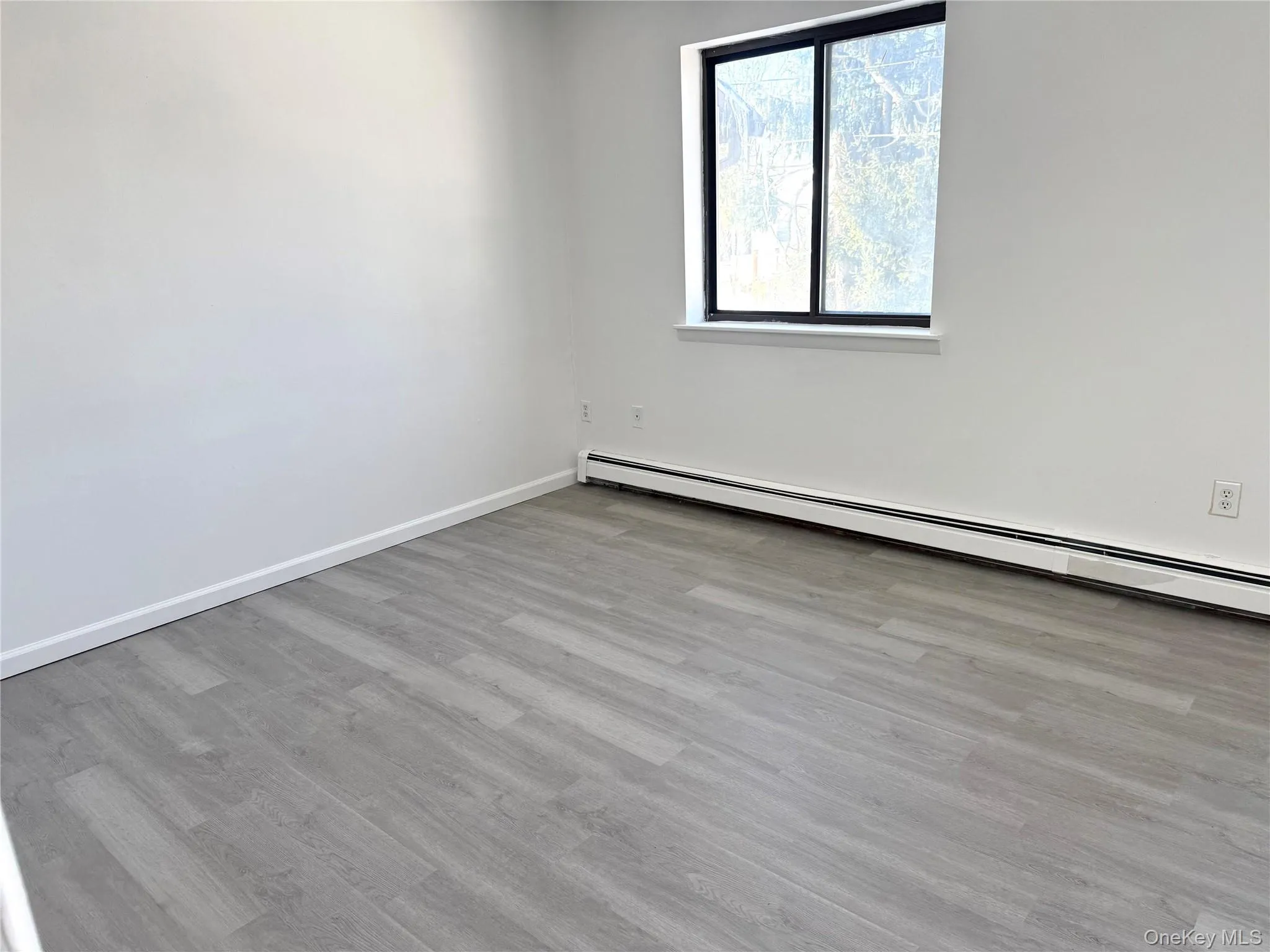 205 Everett Place, Montgomery, NY, 3 Bedrooms Bedrooms, 8 Rooms Rooms,1 BathroomBathrooms,Residential Lease,For Rent,Everett,0,958783 205 Everett Place, Montgomery, NY, 3 Bedrooms Bedrooms, 8 Rooms Rooms,1 BathroomBathrooms,Residential Lease,For Rent,Everett,0,958783