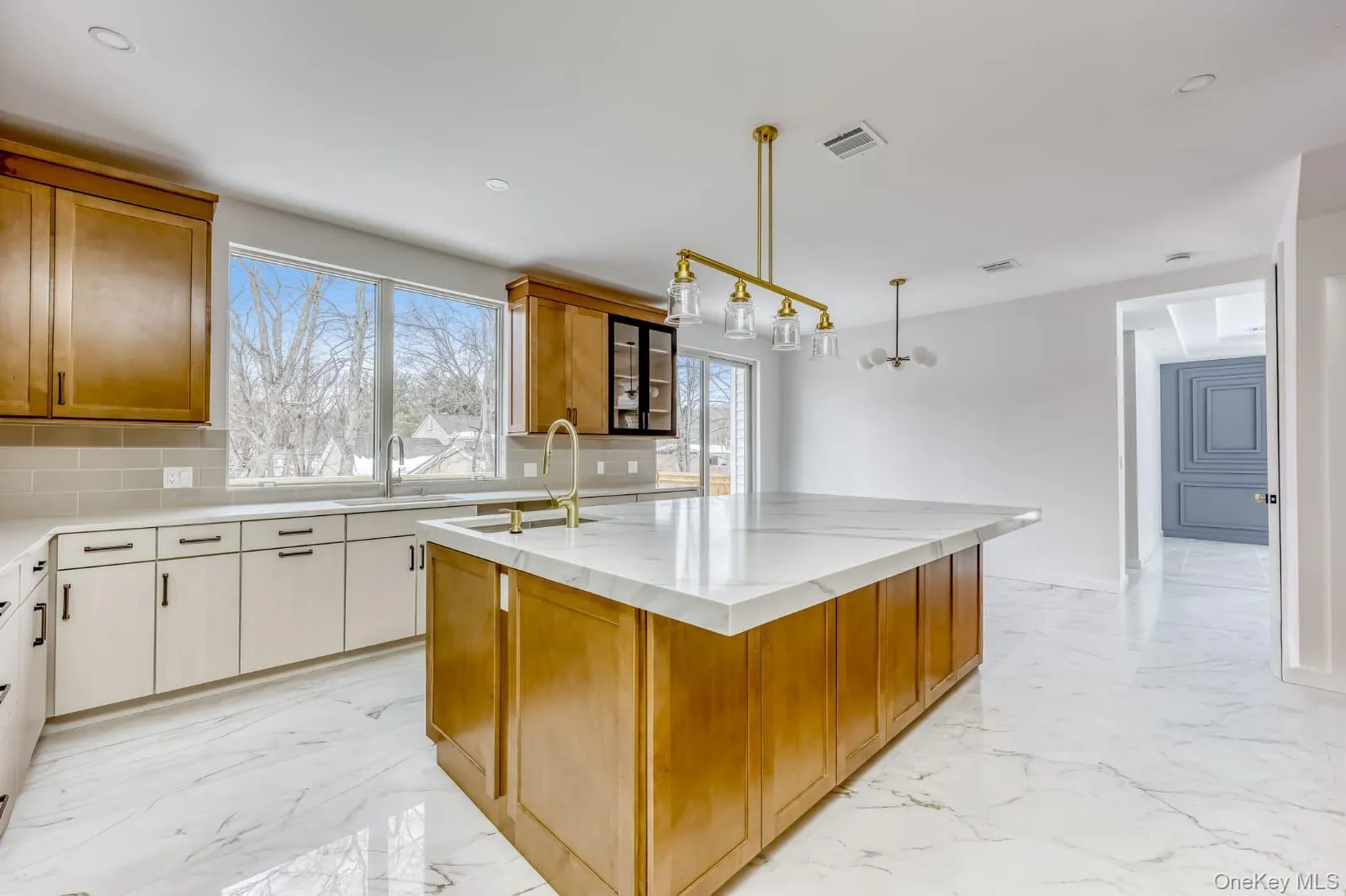 619 Union Road, Ramapo, NY, 9 Bedrooms Bedrooms, 15 Rooms Rooms,6 BathroomsBathrooms,Residential,For Rent,Union,0,958801 619 Union Road, Ramapo, NY, 9 Bedrooms Bedrooms, 15 Rooms Rooms,6 BathroomsBathrooms,Residential,For Rent,Union,0,958801